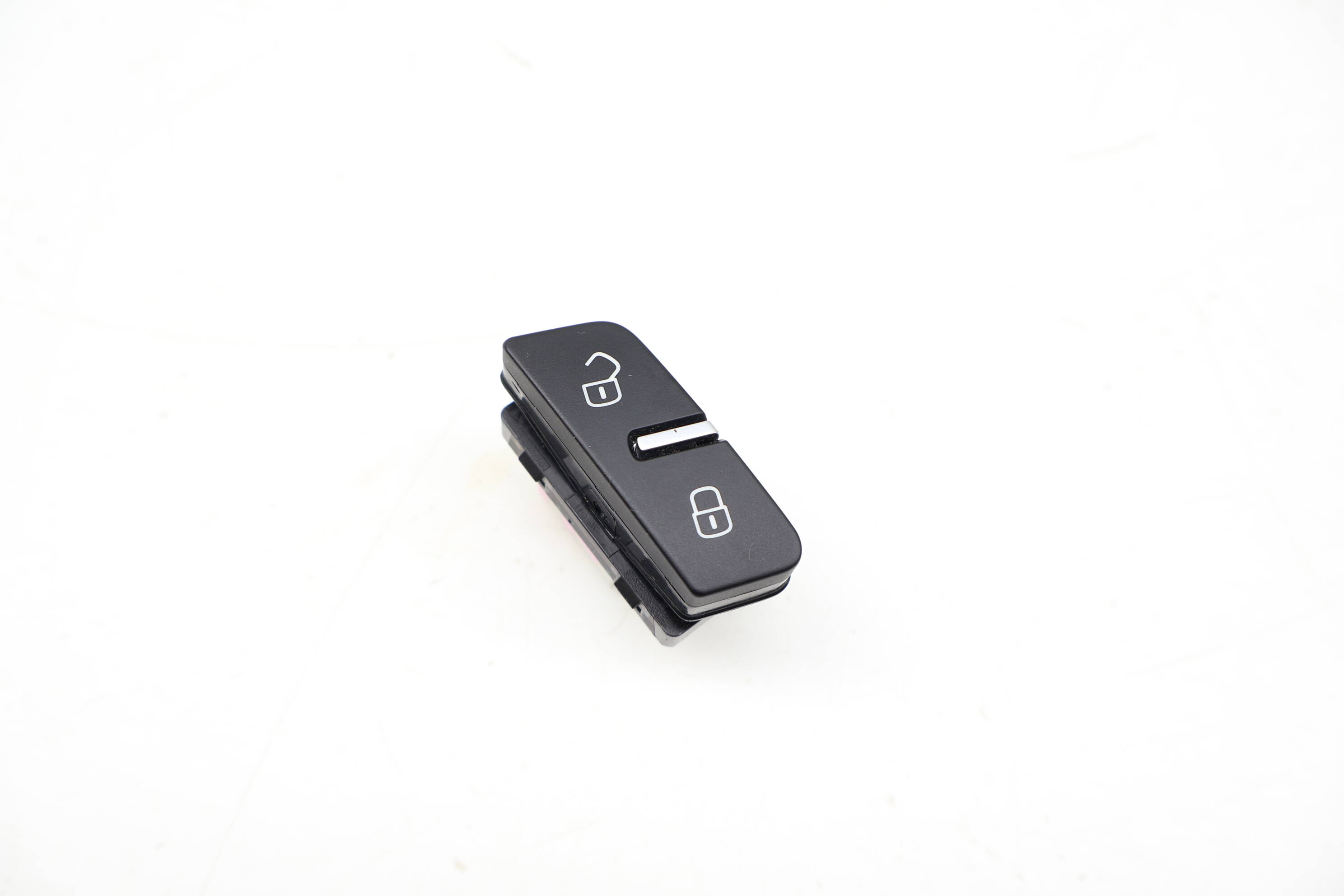 Door Lock / Unlock Switch 7P6962126B