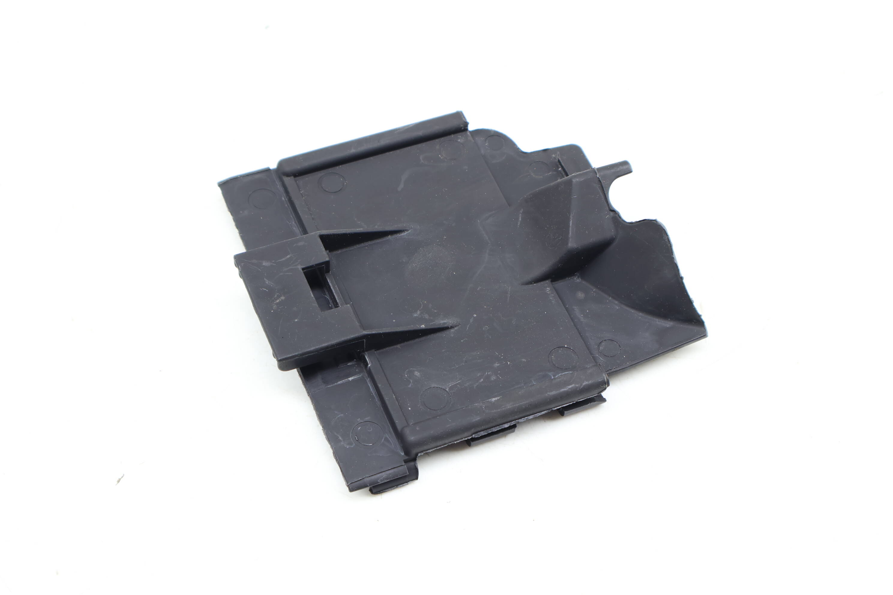 Fuse Box End Plate / Bracket 5Q0927165G