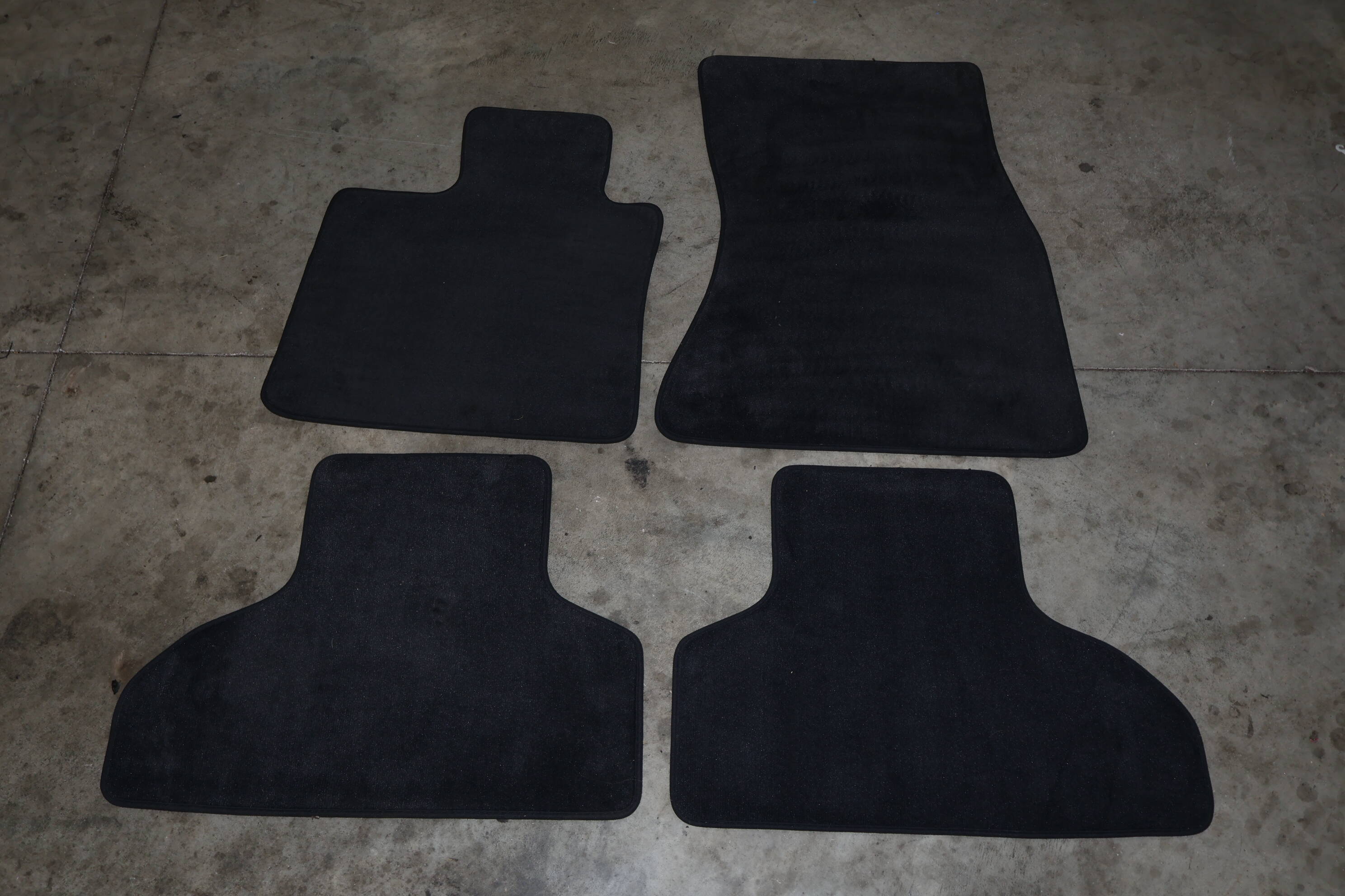 Carpet&#x20;Floor&#x20;Mat&#x20;Set&#x20;51477329309