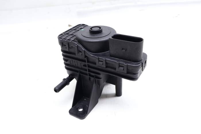 Diesel Exhaust Fluid / Def Pump 16197205041 main product photo