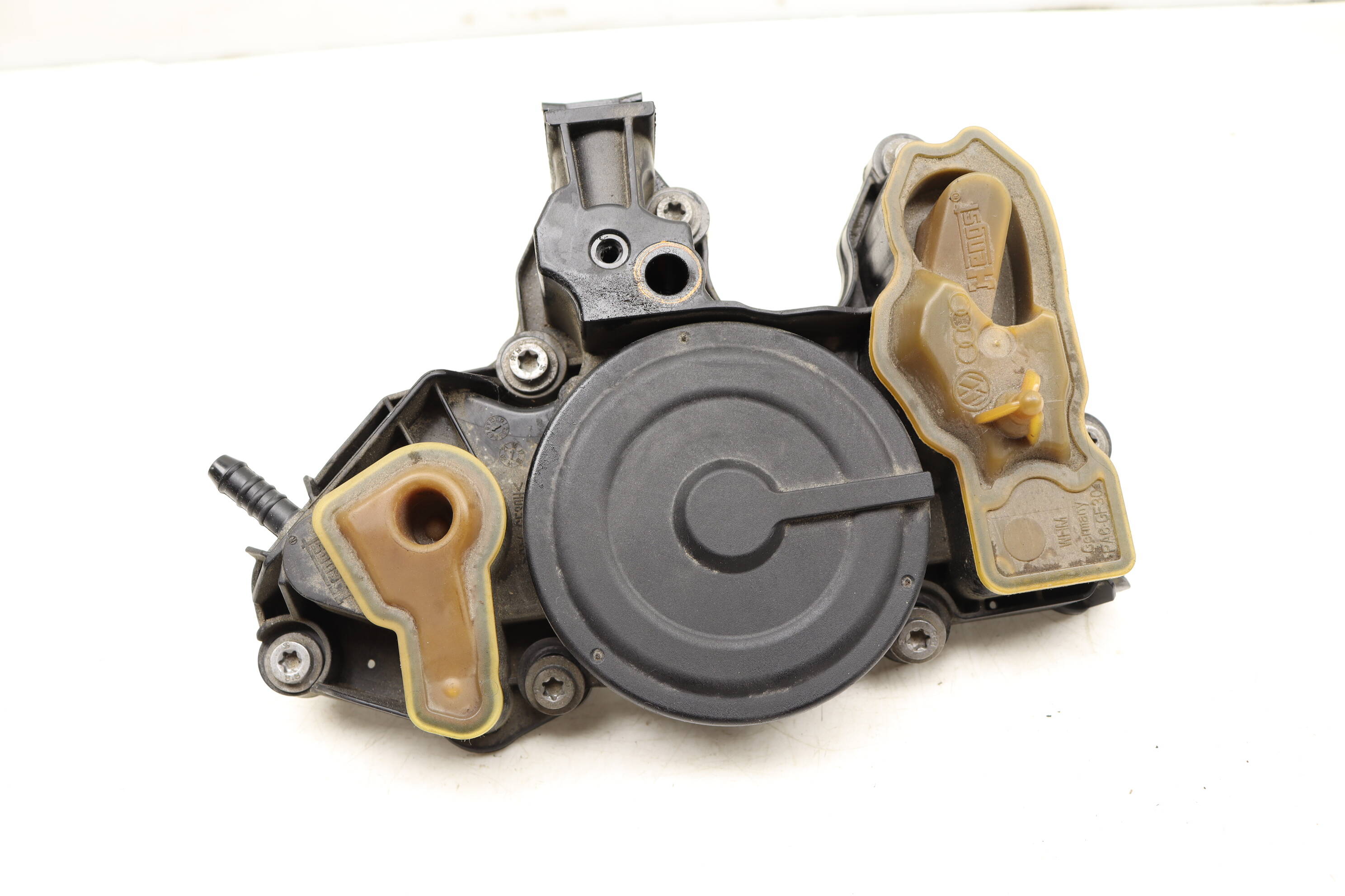 Pcv / Engine Oil Separator 06K103495AS