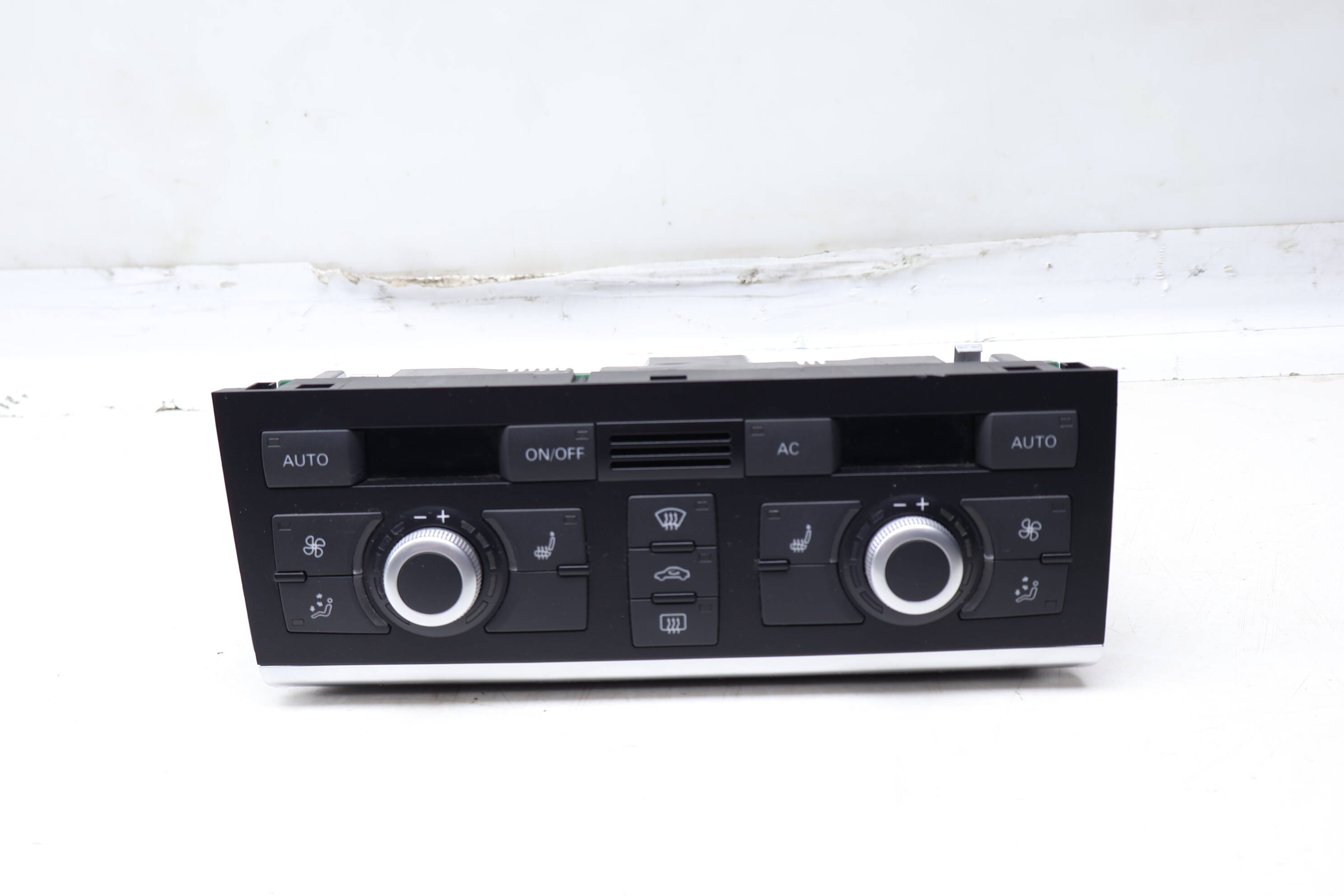 Ac Climate Control / Temp Unit 4F1820043AL