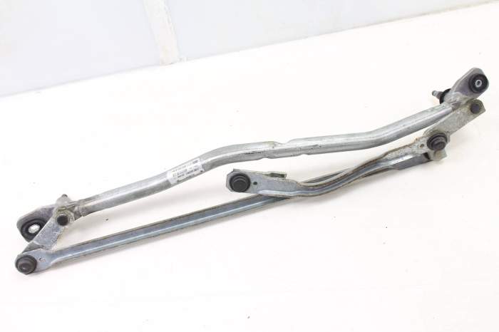 Windshield Wiper Transmission Bracket 4F1955023A main product photo