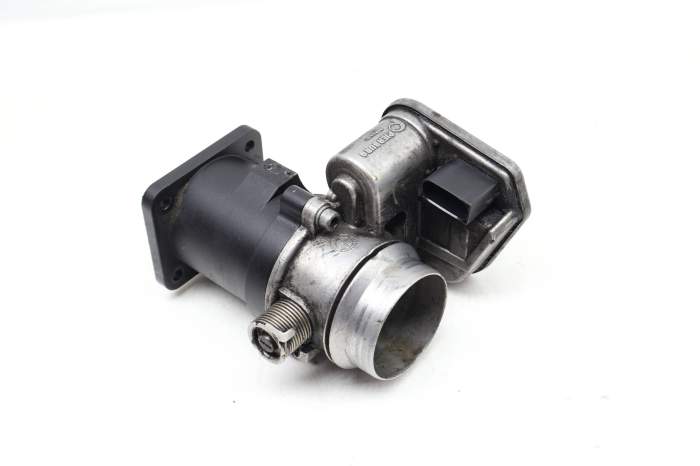 Diesel Throttle Body 11717804384 main product photo