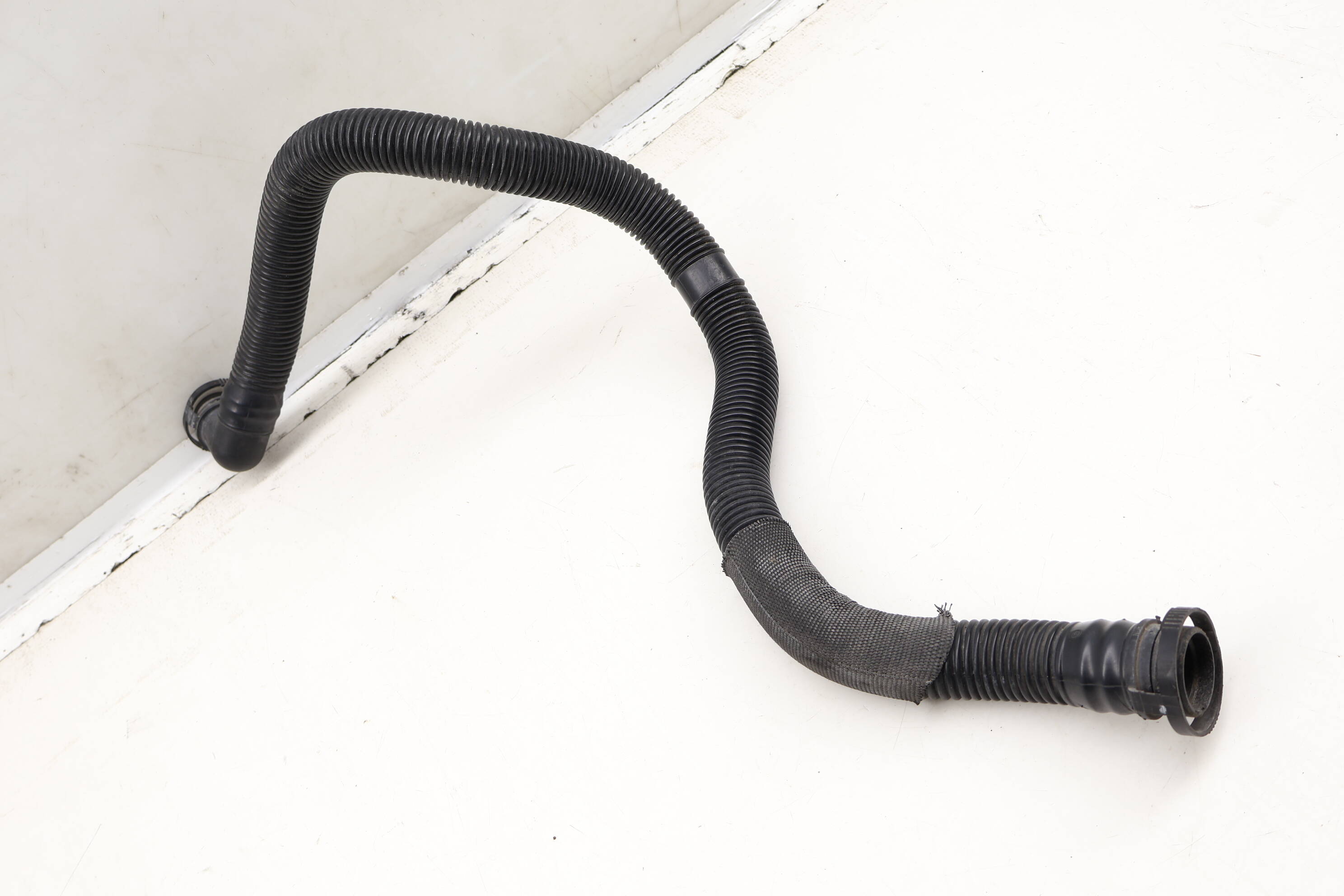 Secondary Air Pump Hose / Pipe 8R0133817
