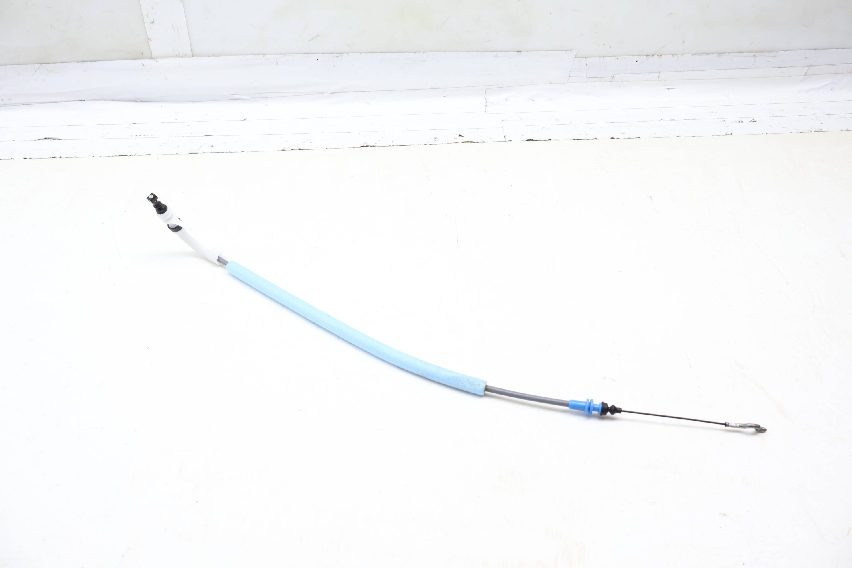 BMW Front Exterior Door Release Handle / Bowden Cable 51217409273
