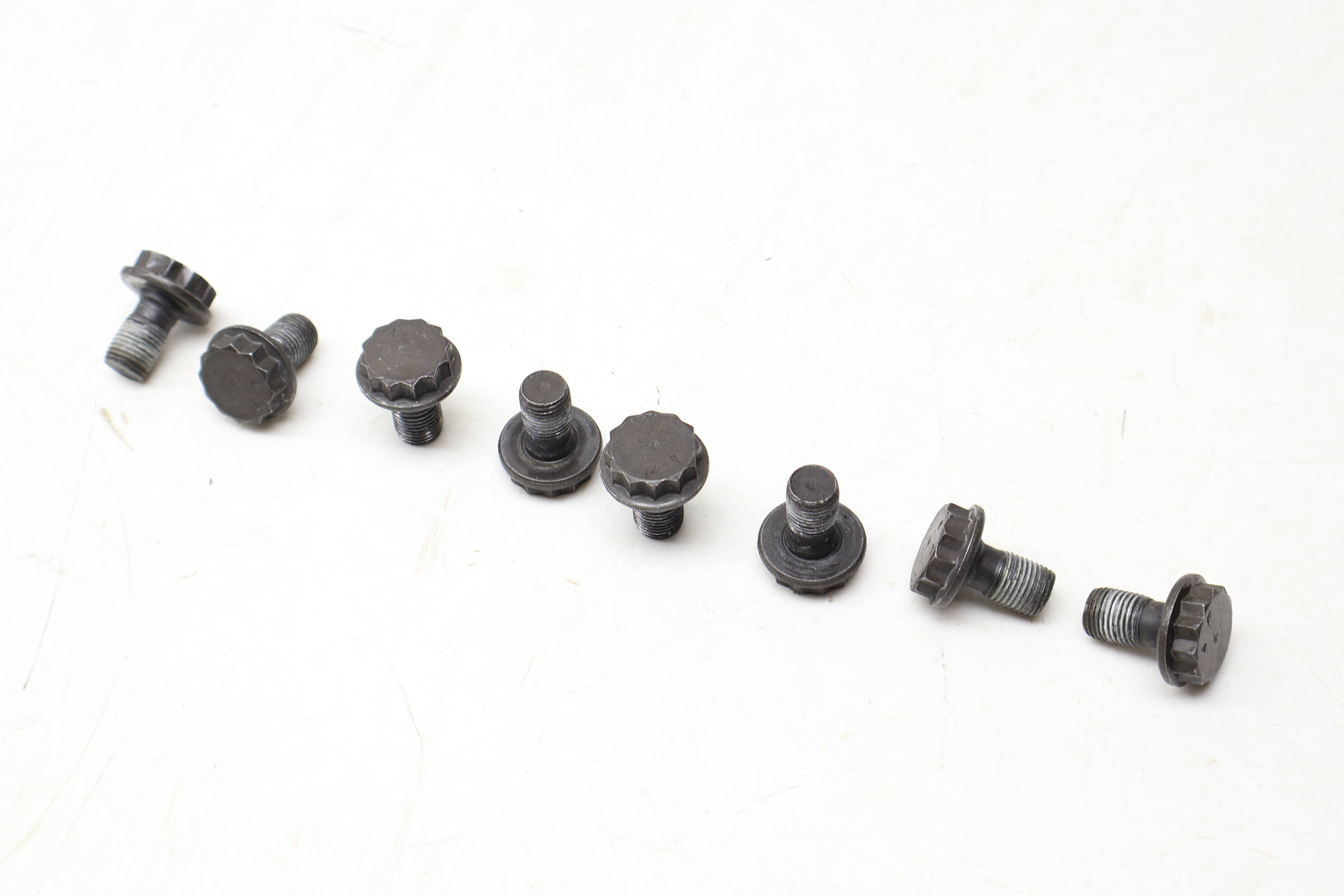 Flexplate Screw / Bolt Set (8) WHT009861