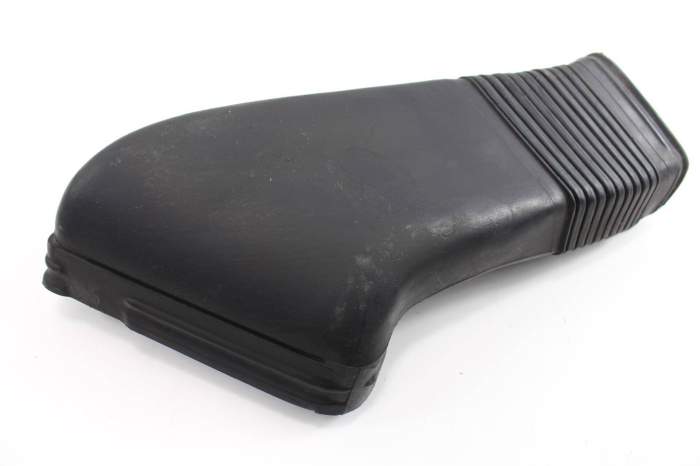 Air Box Intake Duct 8D0129617D main product photo