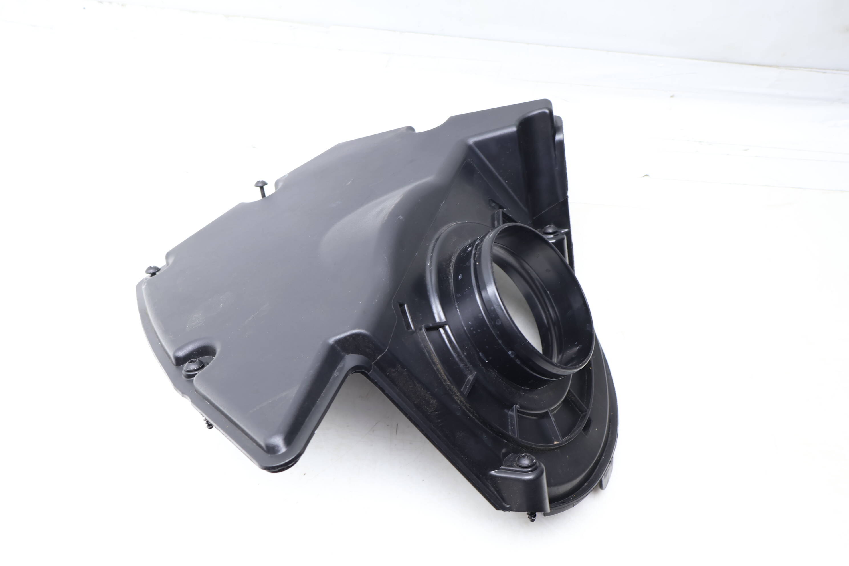 Engine Air Filter Box (Upper Half) 8W0133837AB