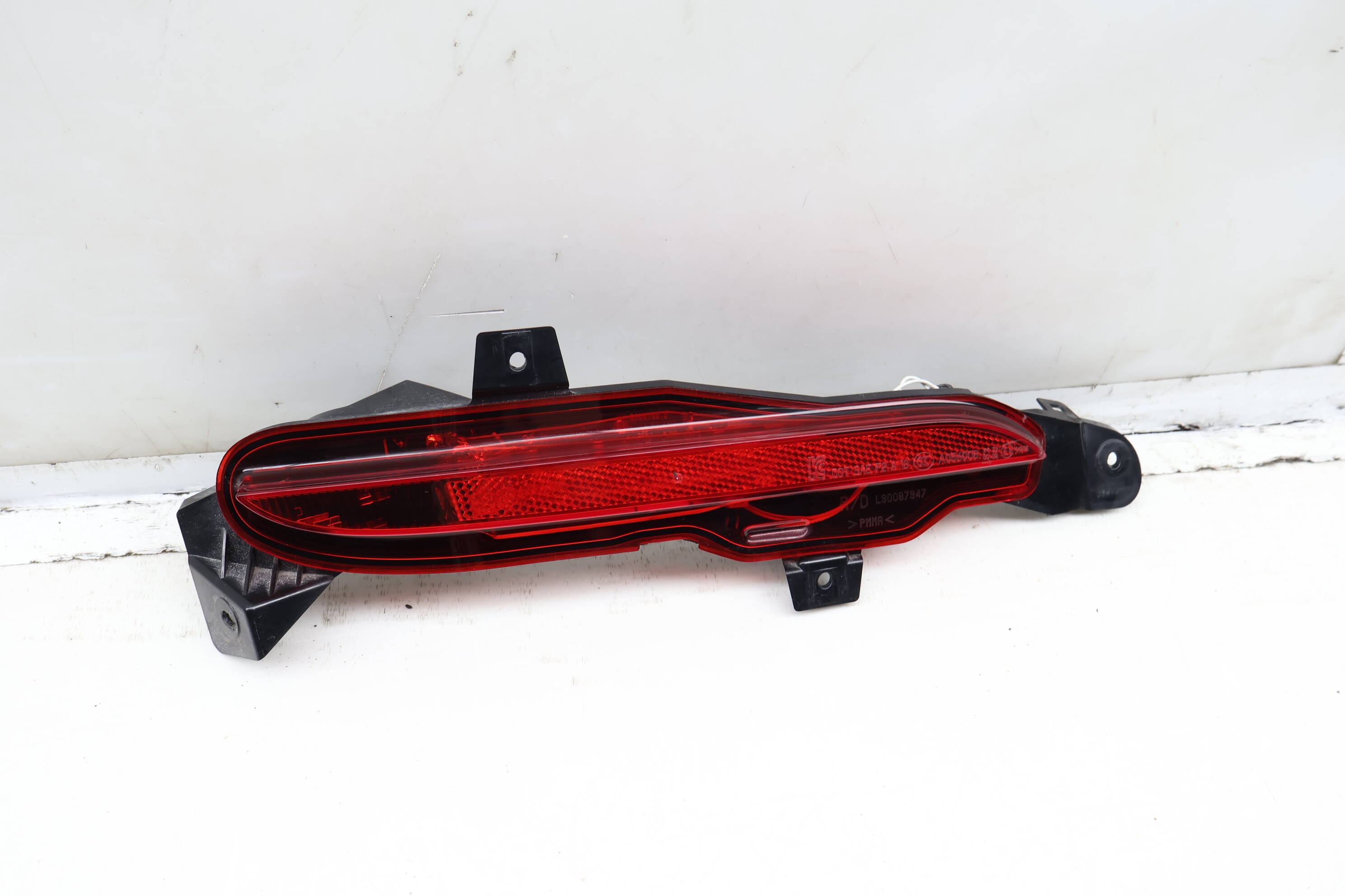 Fog Light / Tail Lamp J8A215K272AE