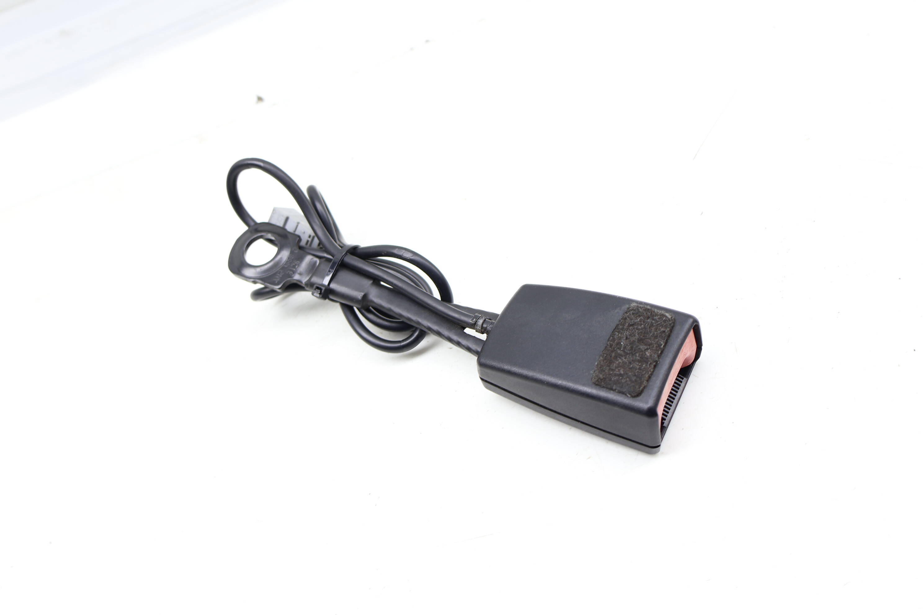 Seat Belt Buckle / Receiver 99780318301