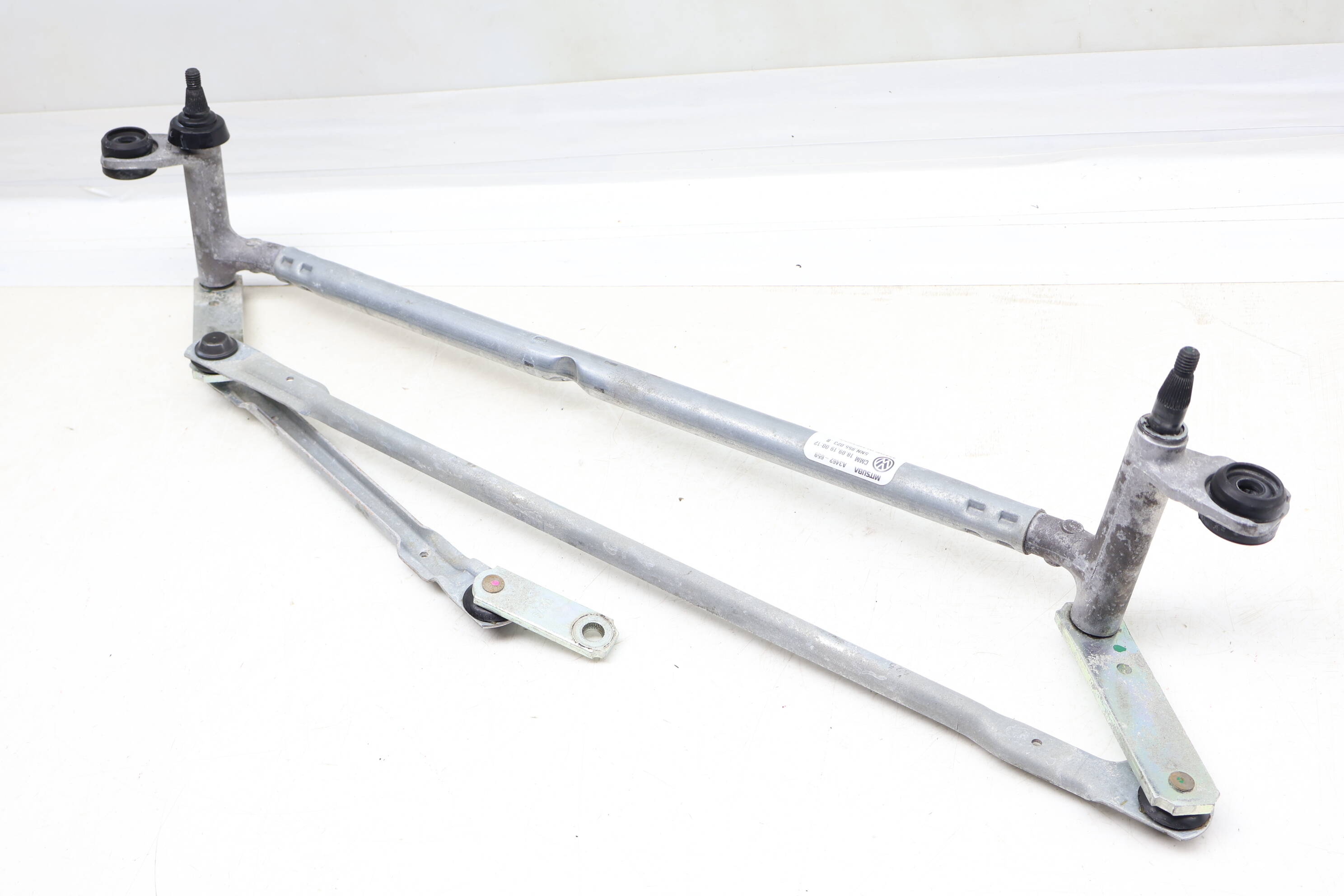 Windshield Wiper Transmission / Bracket 5NN955023B