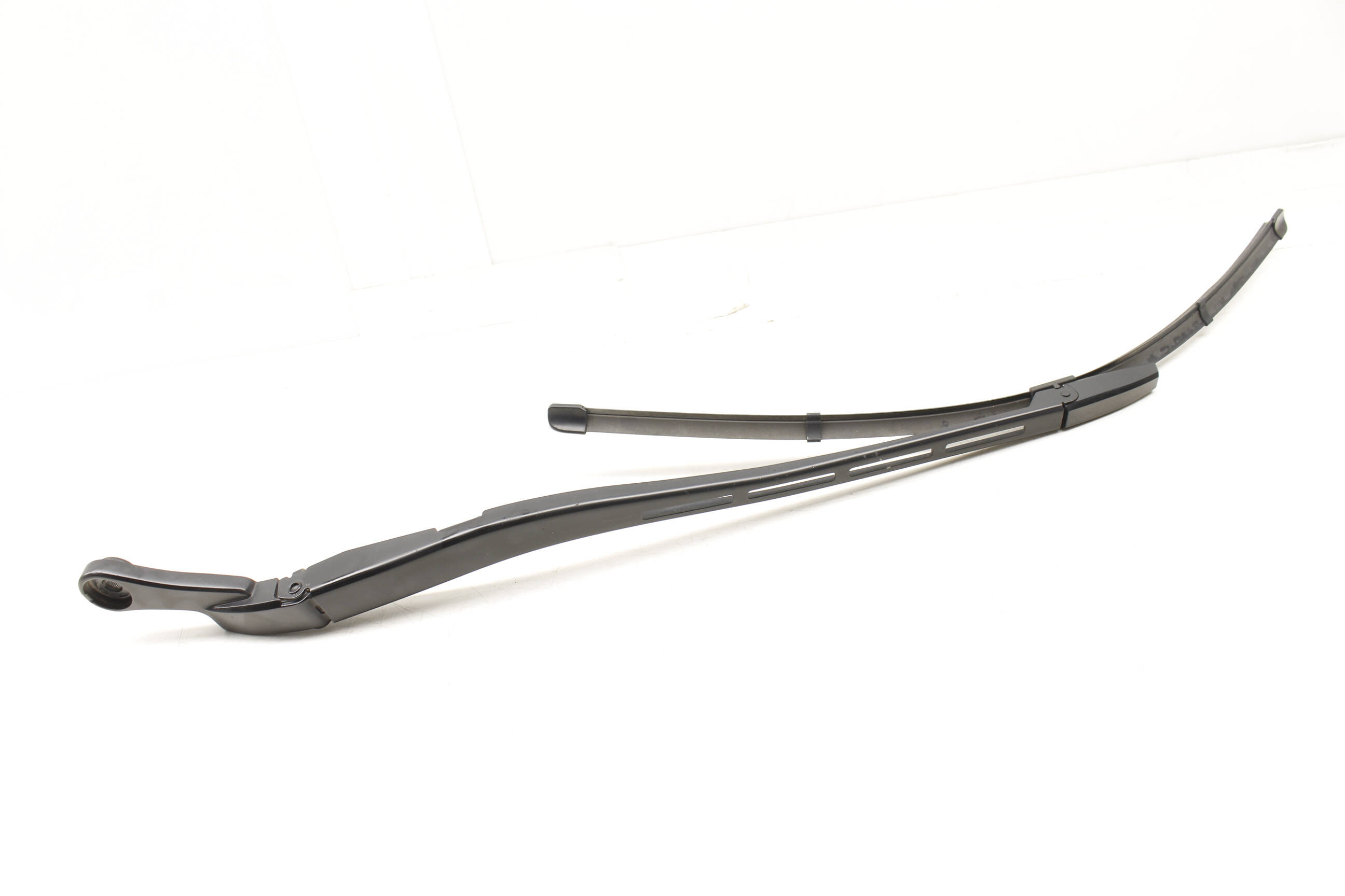 Convertible Windshield Wiper Arm 8H1955408A