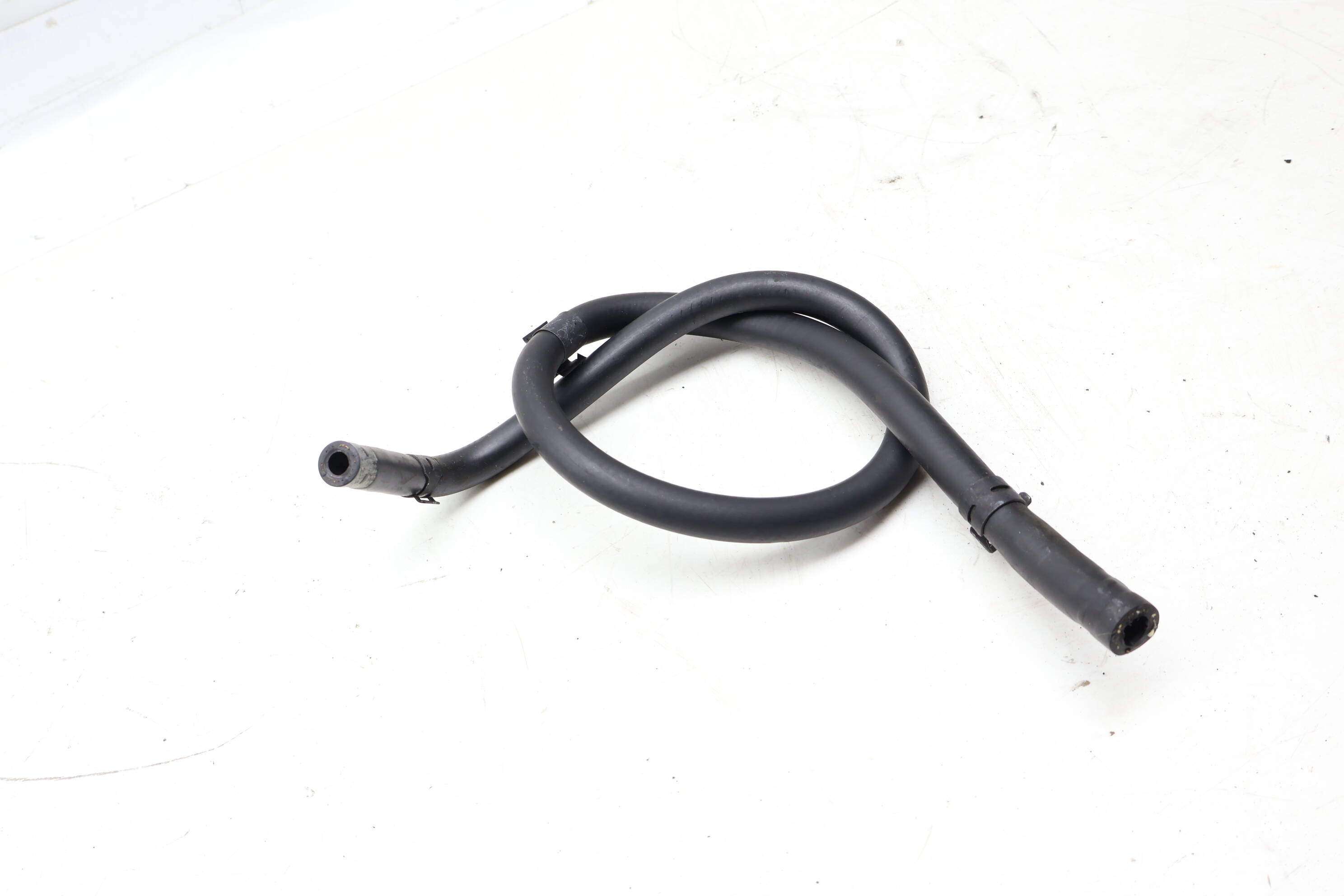 Breather Hose / Line 98710653100