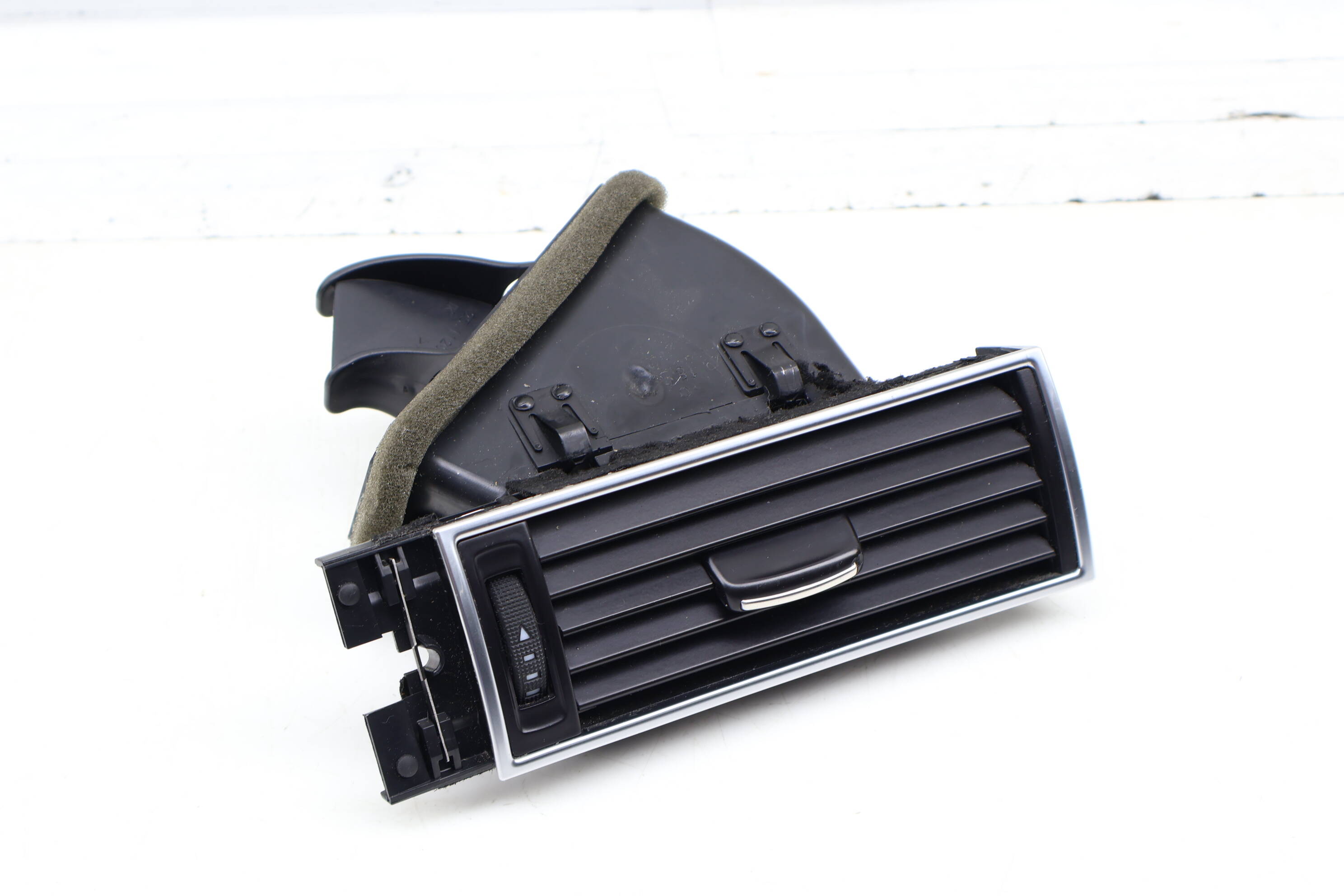 Dash Climate Air Vent 4F1820902D