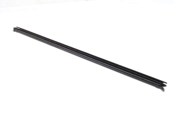 Inner Door / Window Slot Seal 5GM837479B main product photo