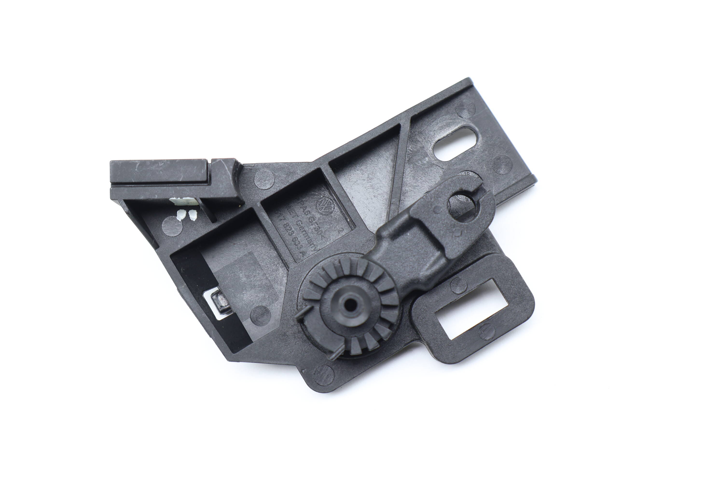 Hood Latch Release Lever Bracket 517823633A