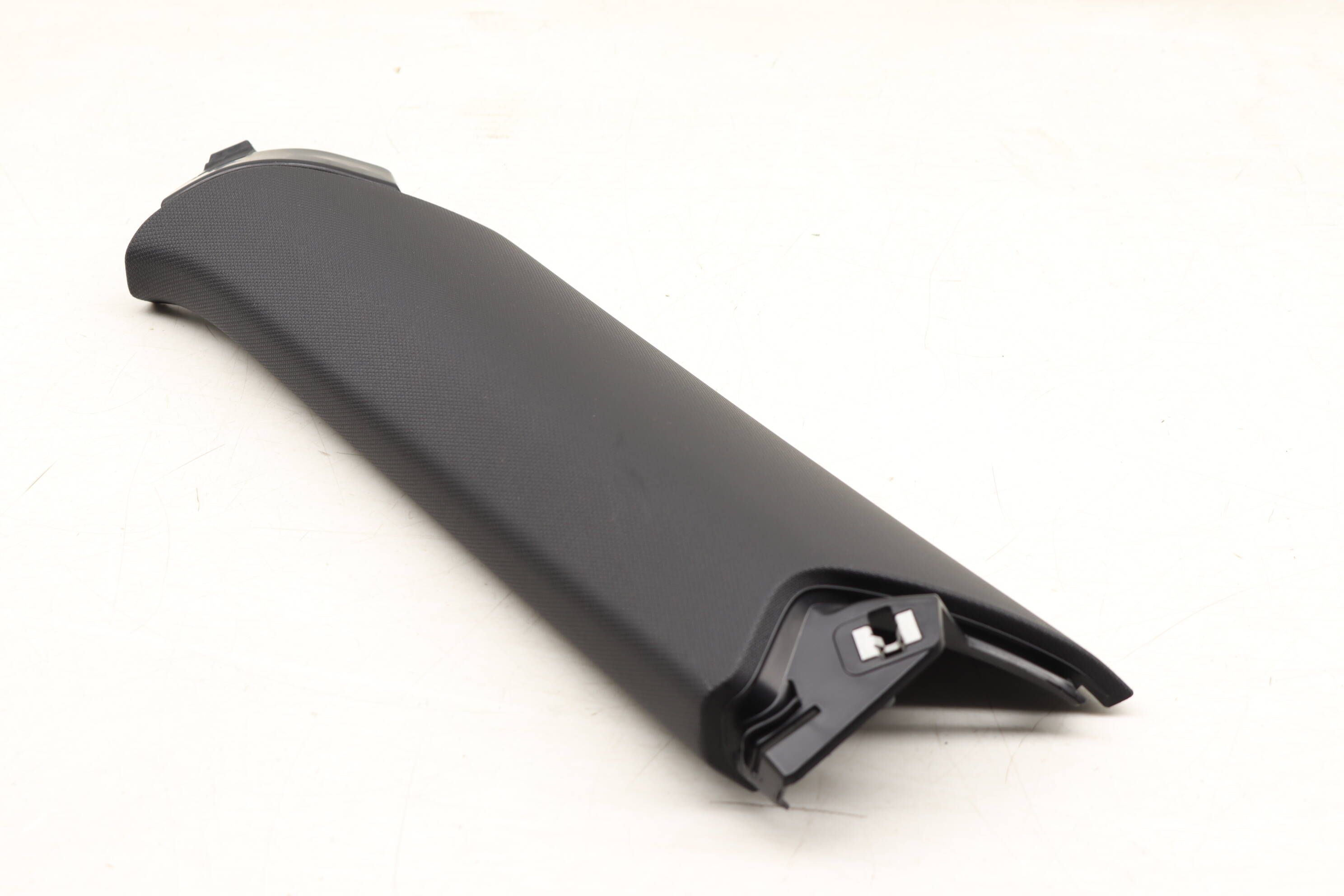 Upper C Pillar Trim / Panel 83A867288