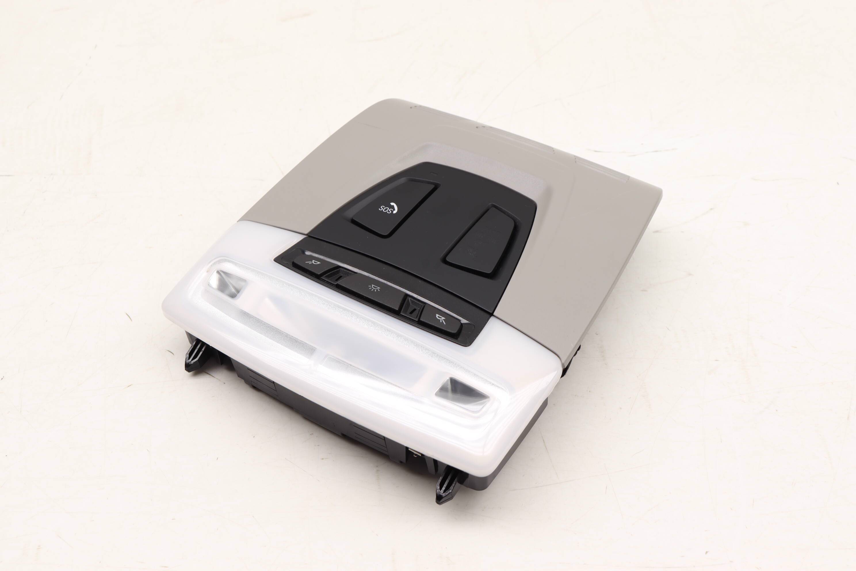 Dome&#x20;&#x2F;&#x20;Map&#x20;Light&#x20;Assembly&#x20;61319263878