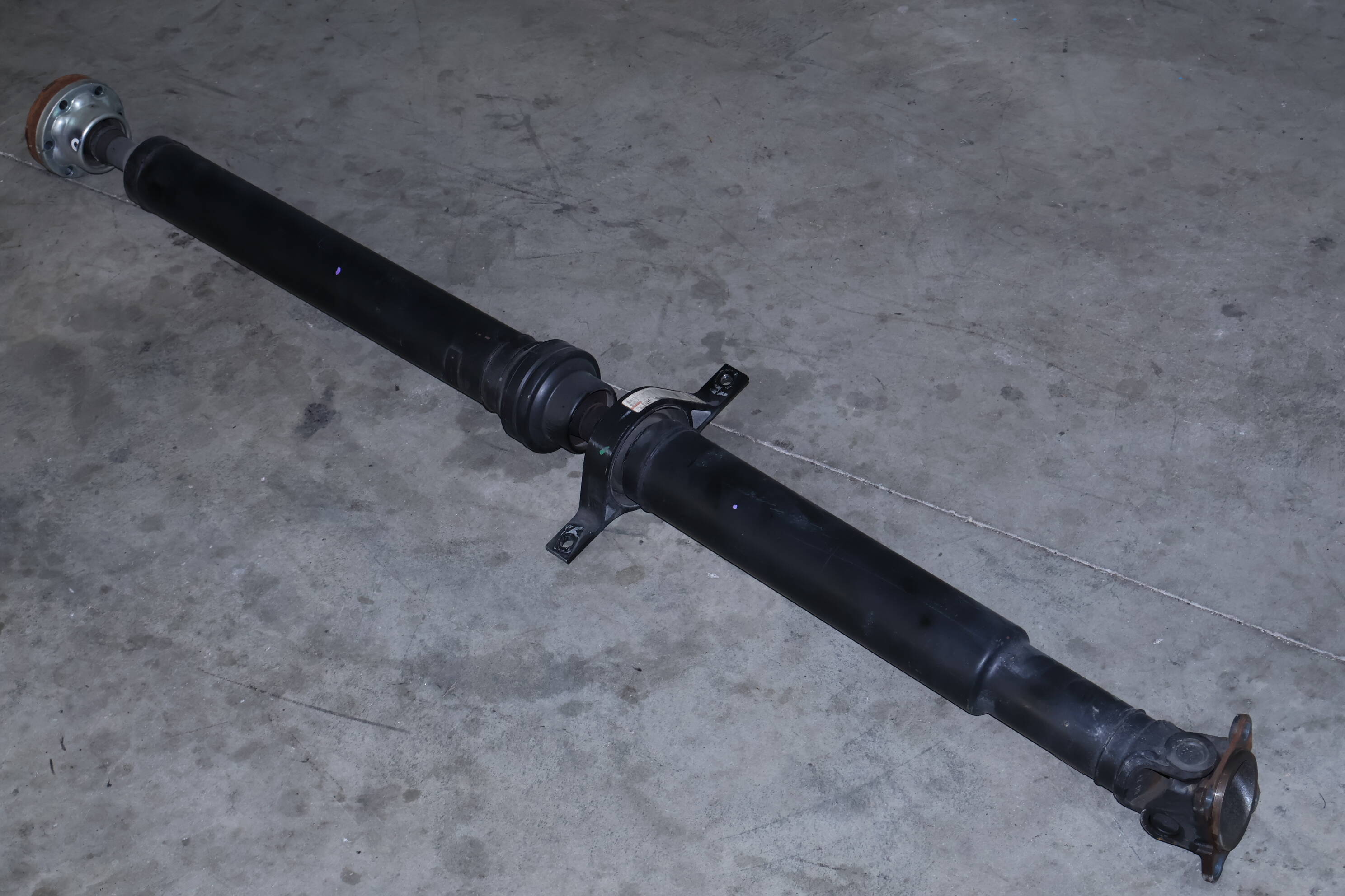 Driveshaft / Propeller Shaft LR082558