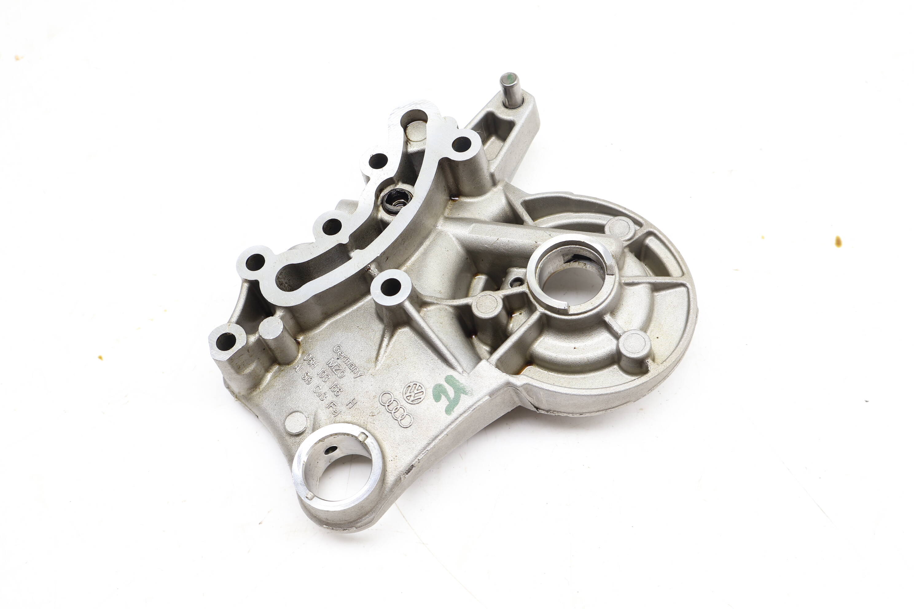 Camshaft Bridge / Bracket 06H103166H