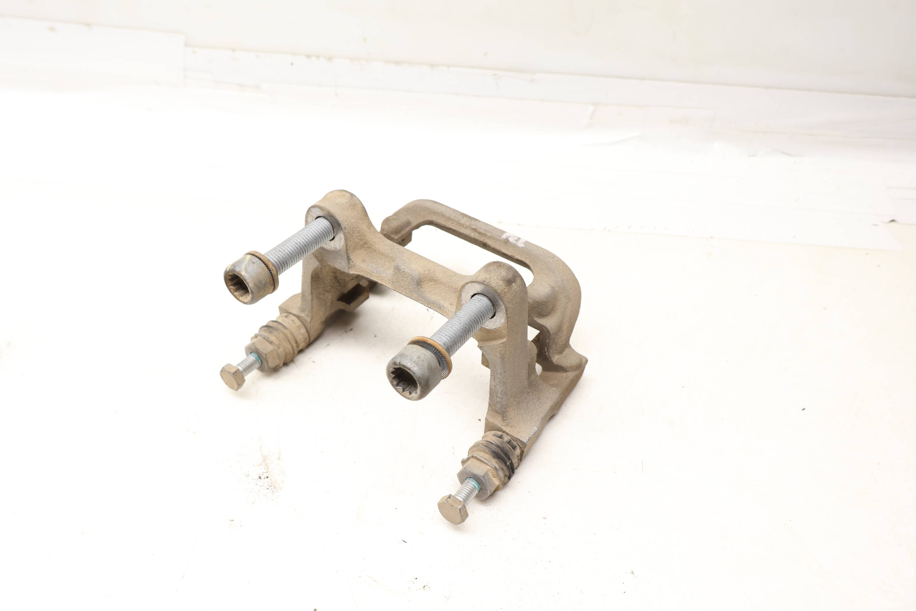 Brake Caliper Carrier / Bracket 5QM615425A