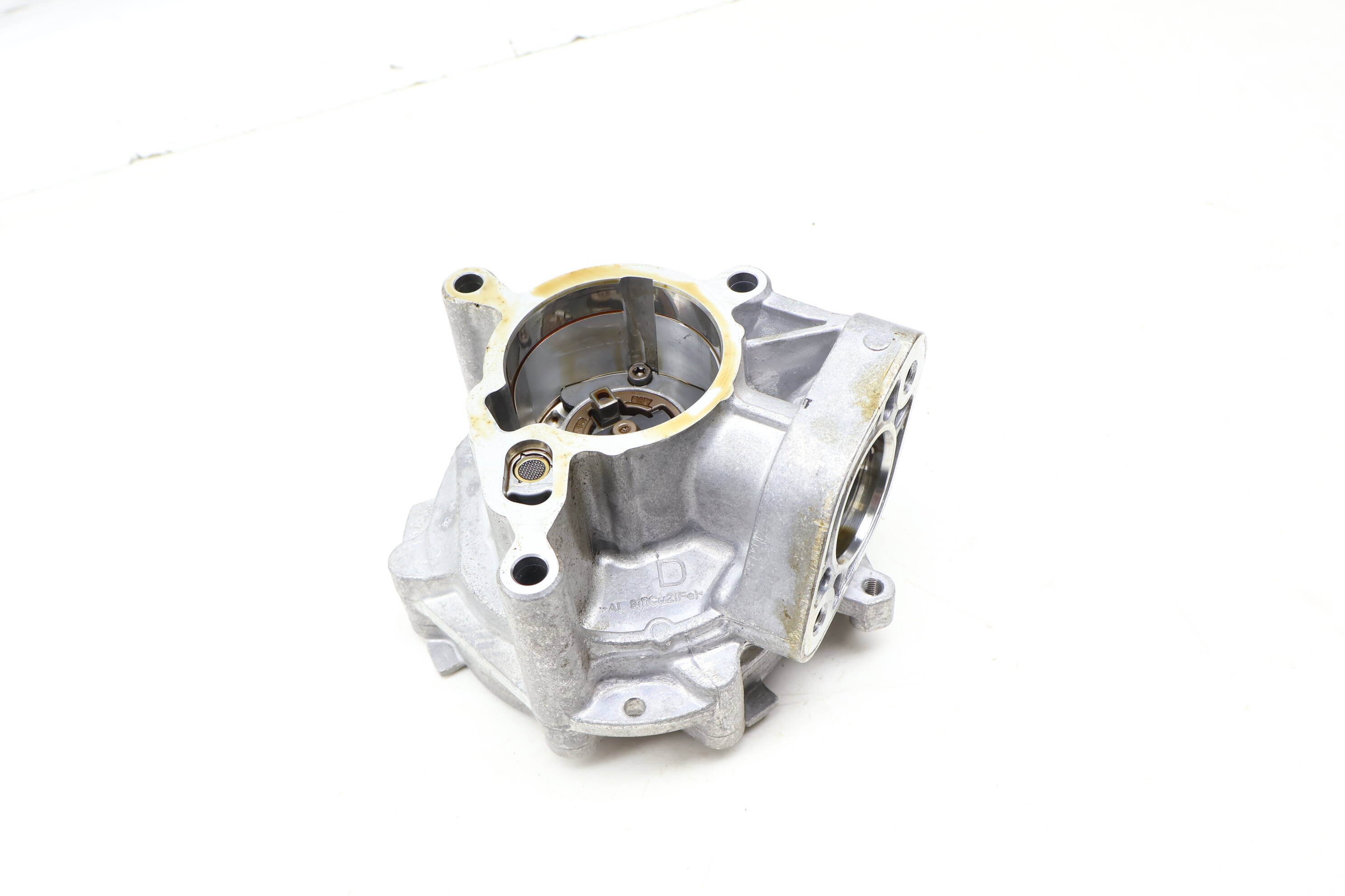 Vacuum Pump 06N145100J