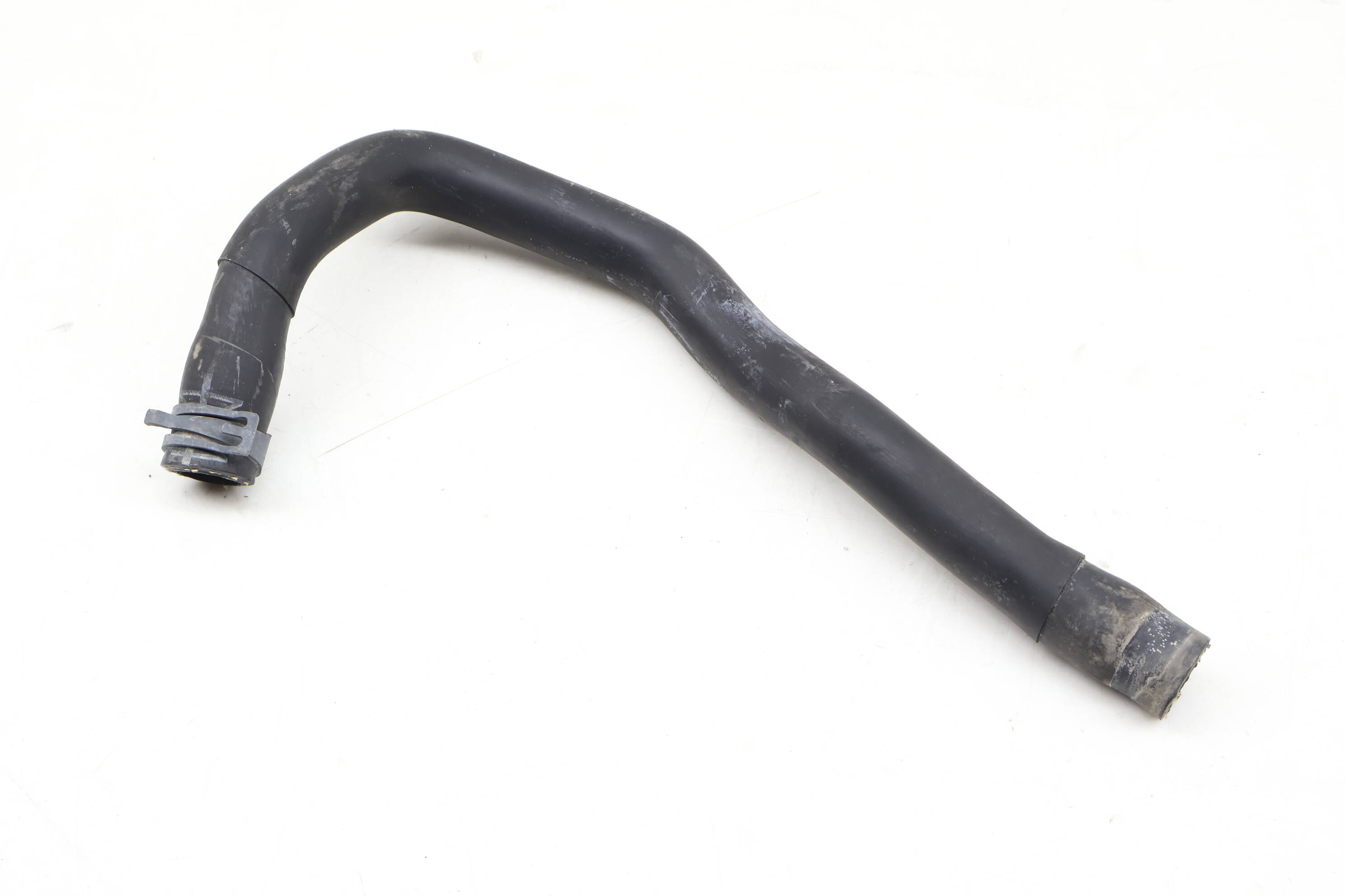 Coolant Hose / Line 7L0815374