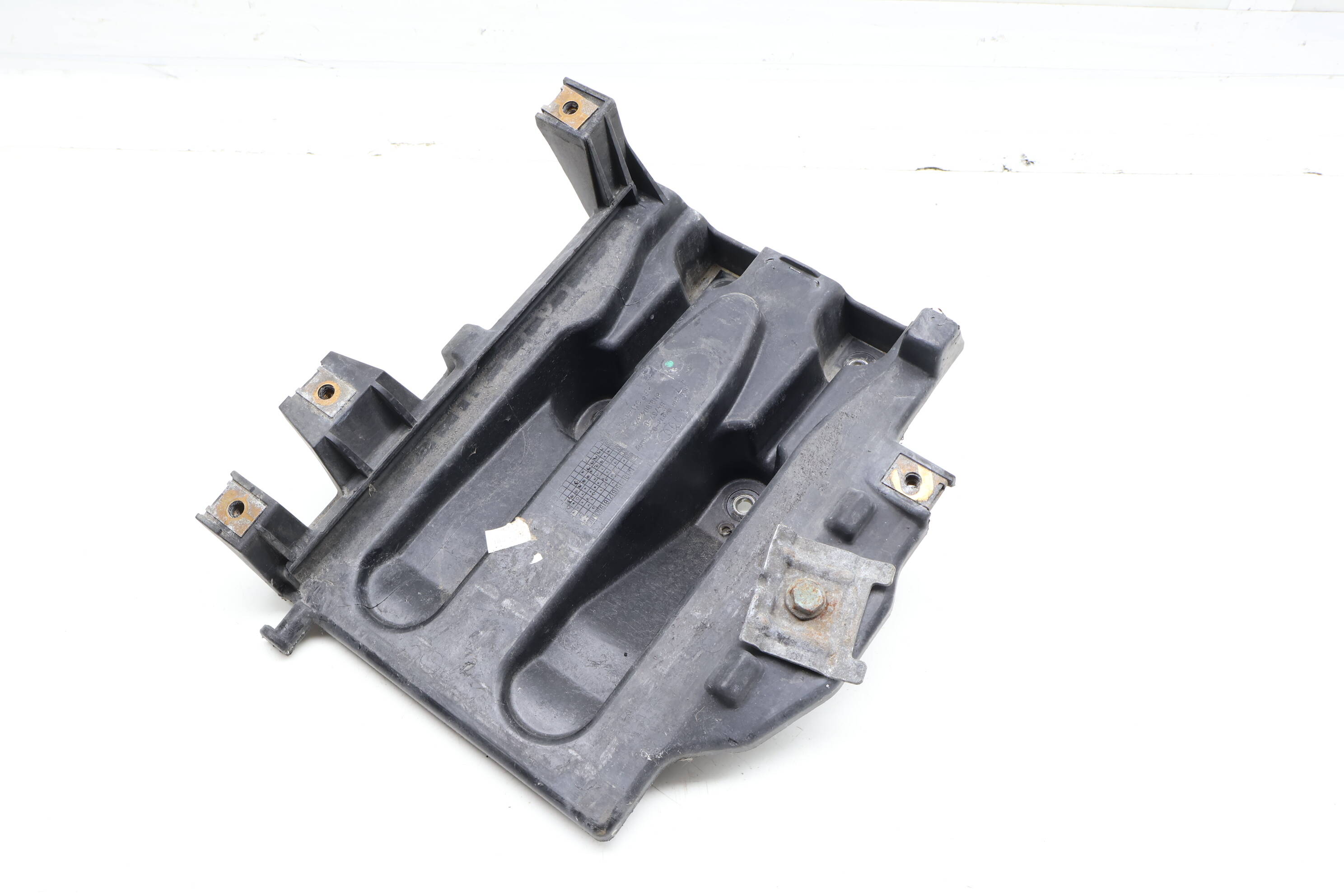 Battery Tray / Holder 8N8804373