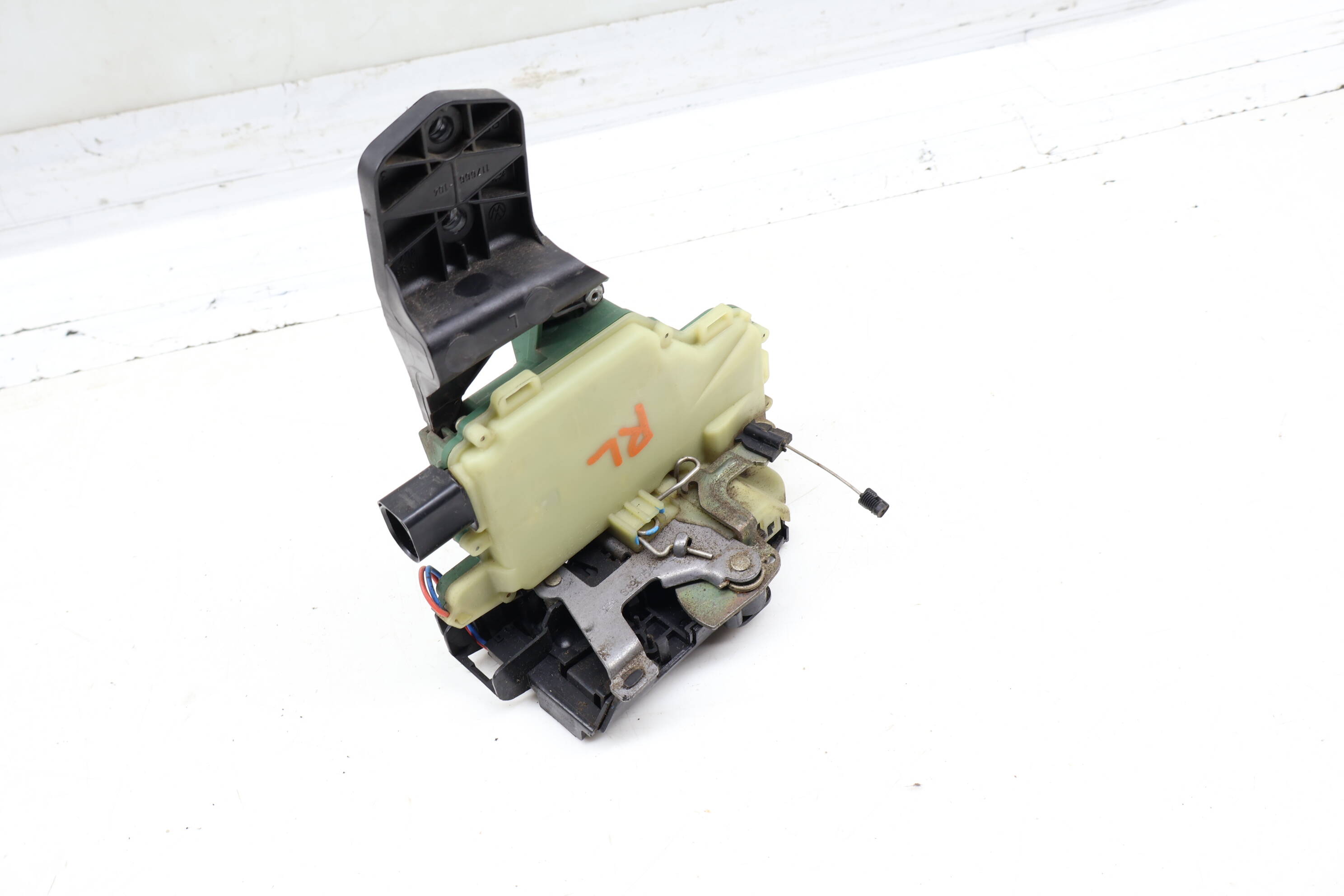 Door Latch / Lock Actuator 3B4839015AM