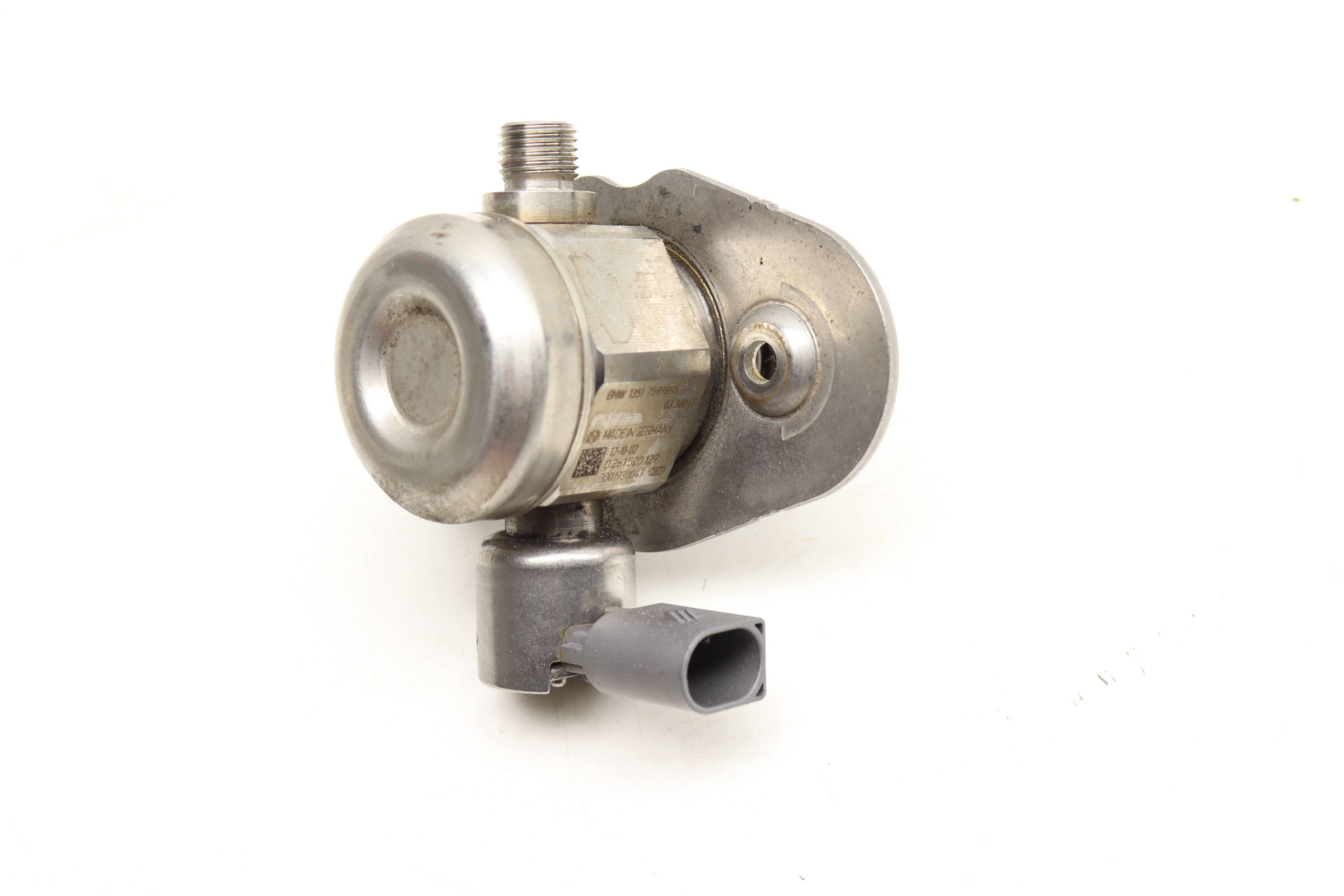 BMW High Pressure Fuel Pump / Hpfp 13517599865