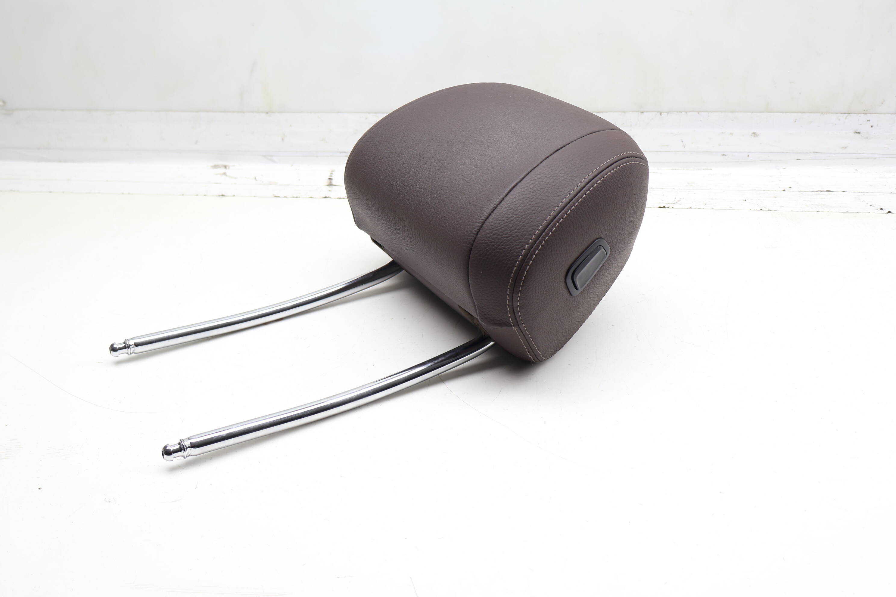 Headrest / Head Rest 52107386563