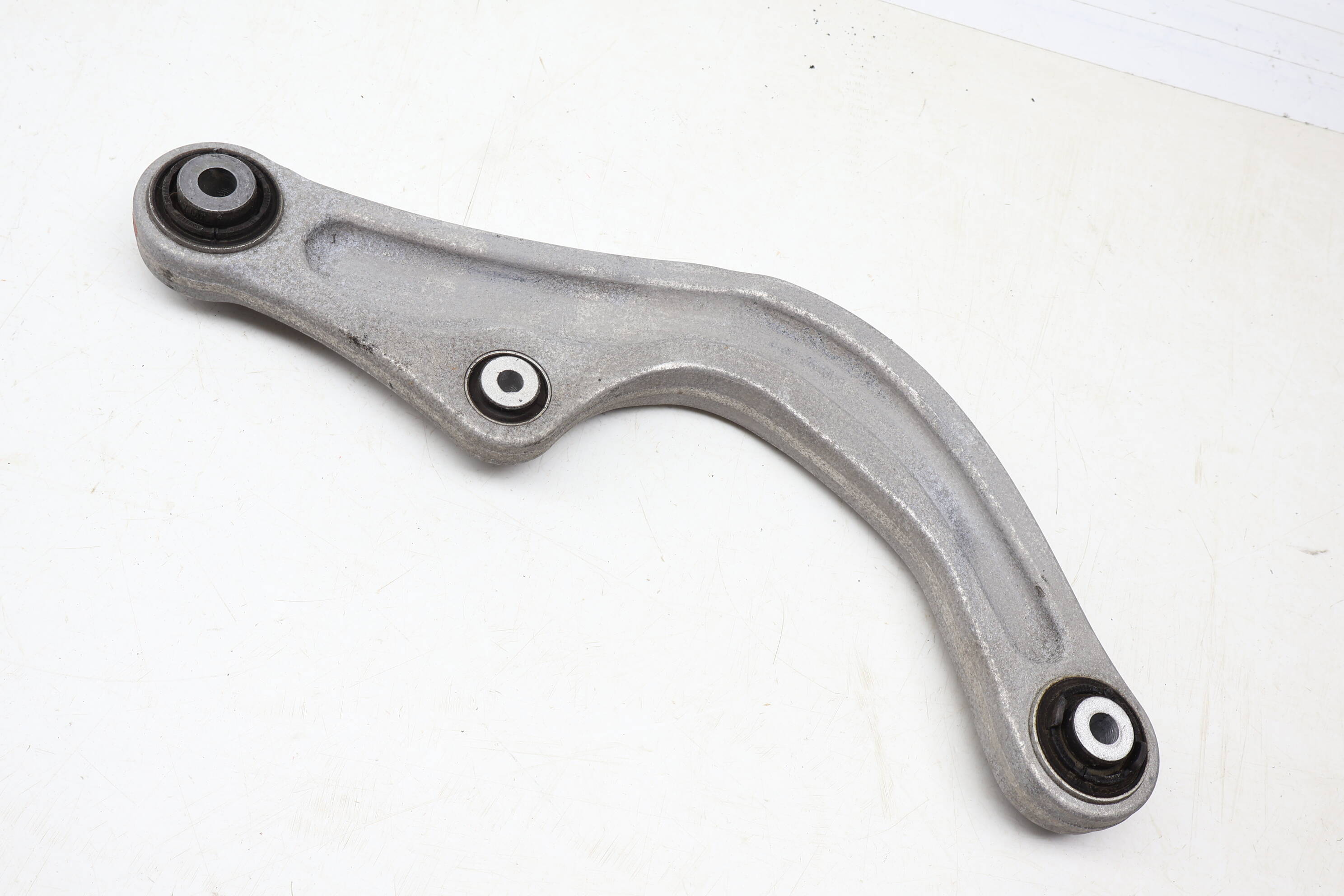 Upper Control Arm 1EA505397B