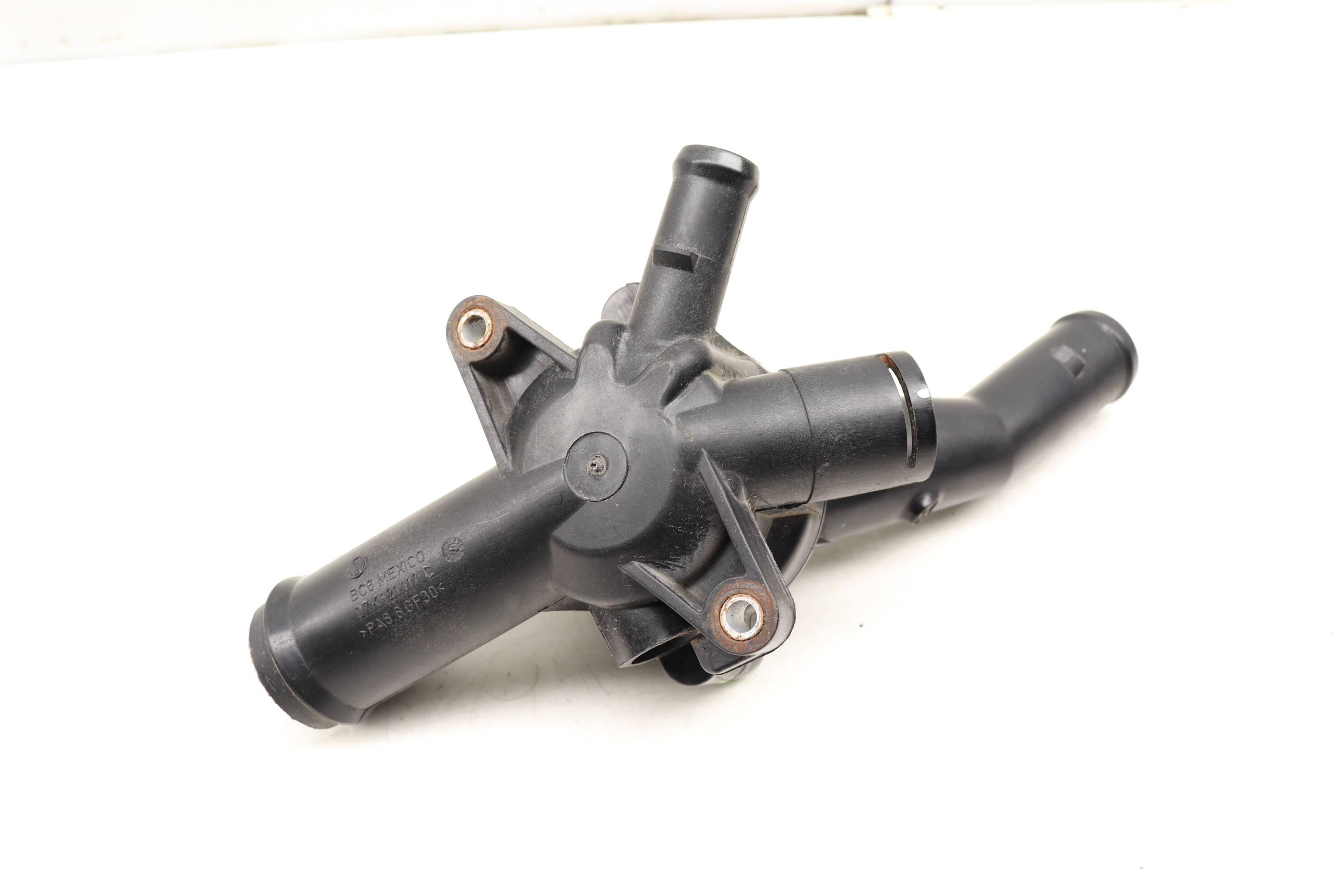 kuumiko12  VW Thermostat Housing / Cover 07K121121B