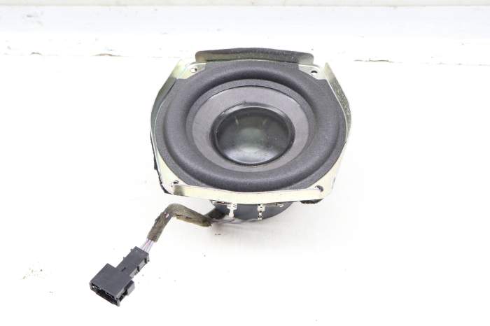 Bose Door Speaker / Woofer 4F0035382D main product photo
