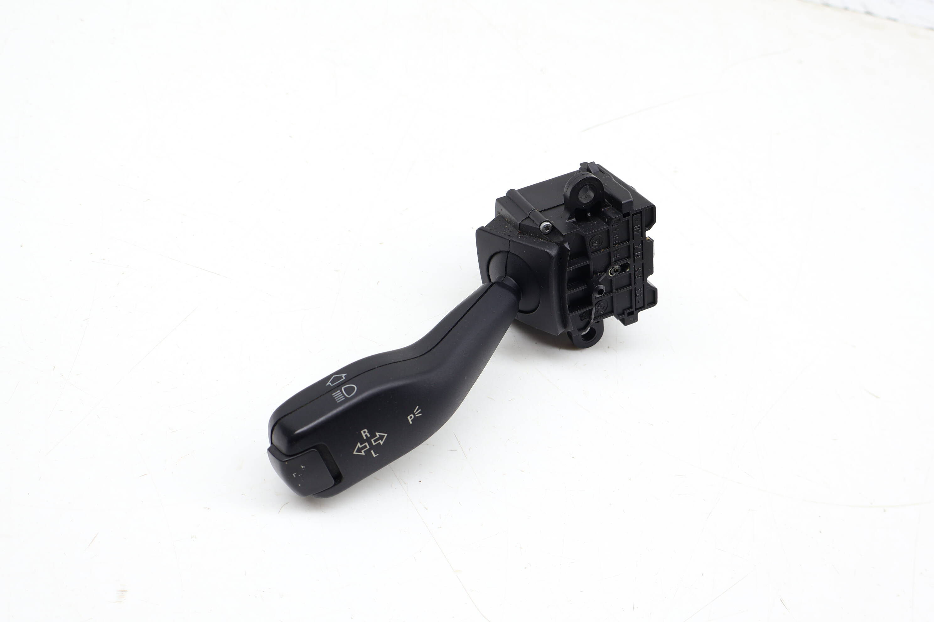 Turn Signal Switch / Stalk 61318363668
