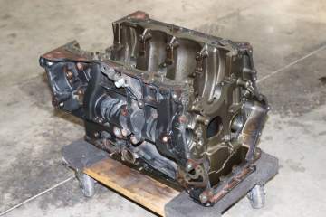 Engine Short Block / Crankcase 06K100035F
