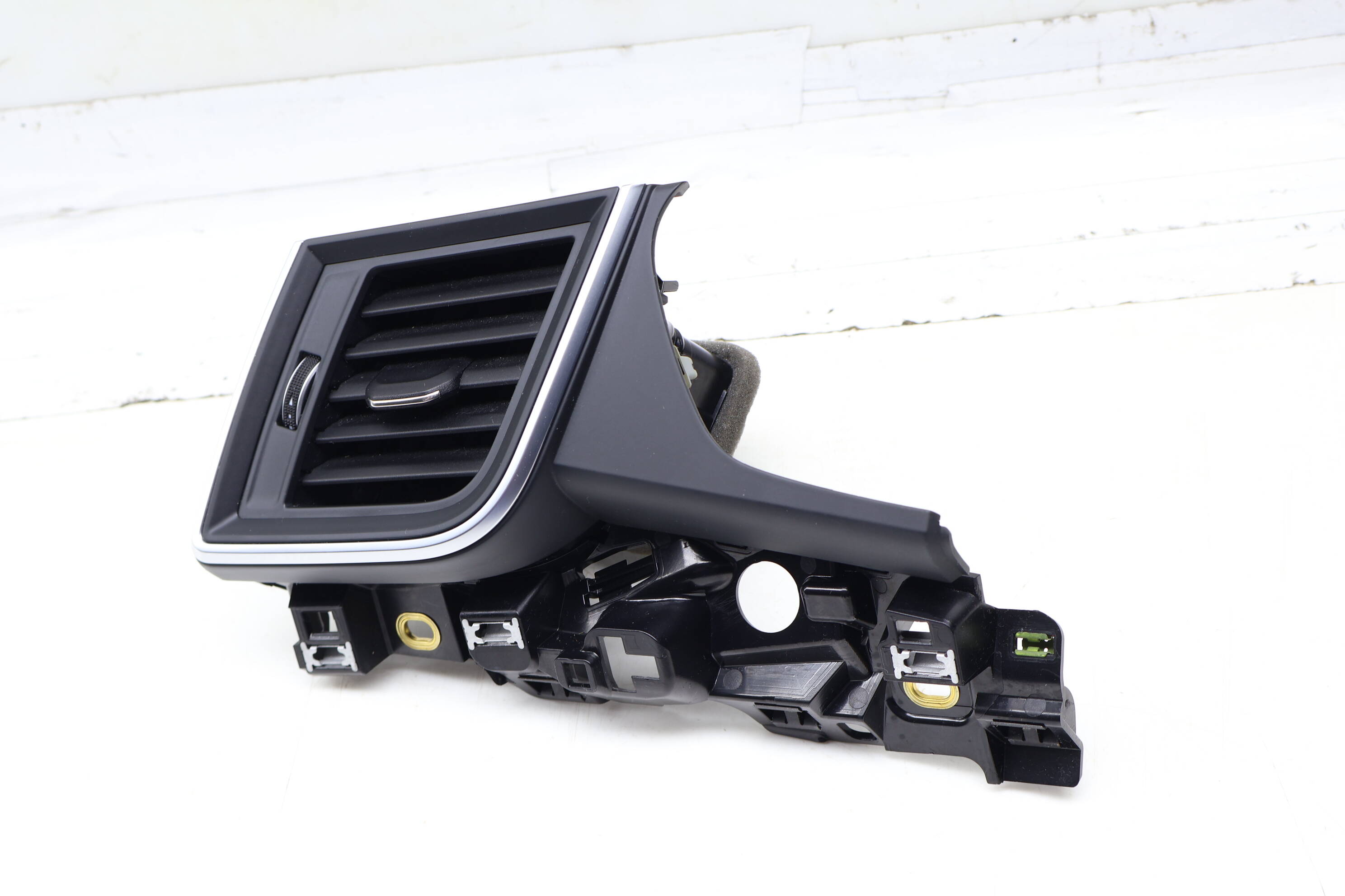 Dash Air Vent 80B820901A