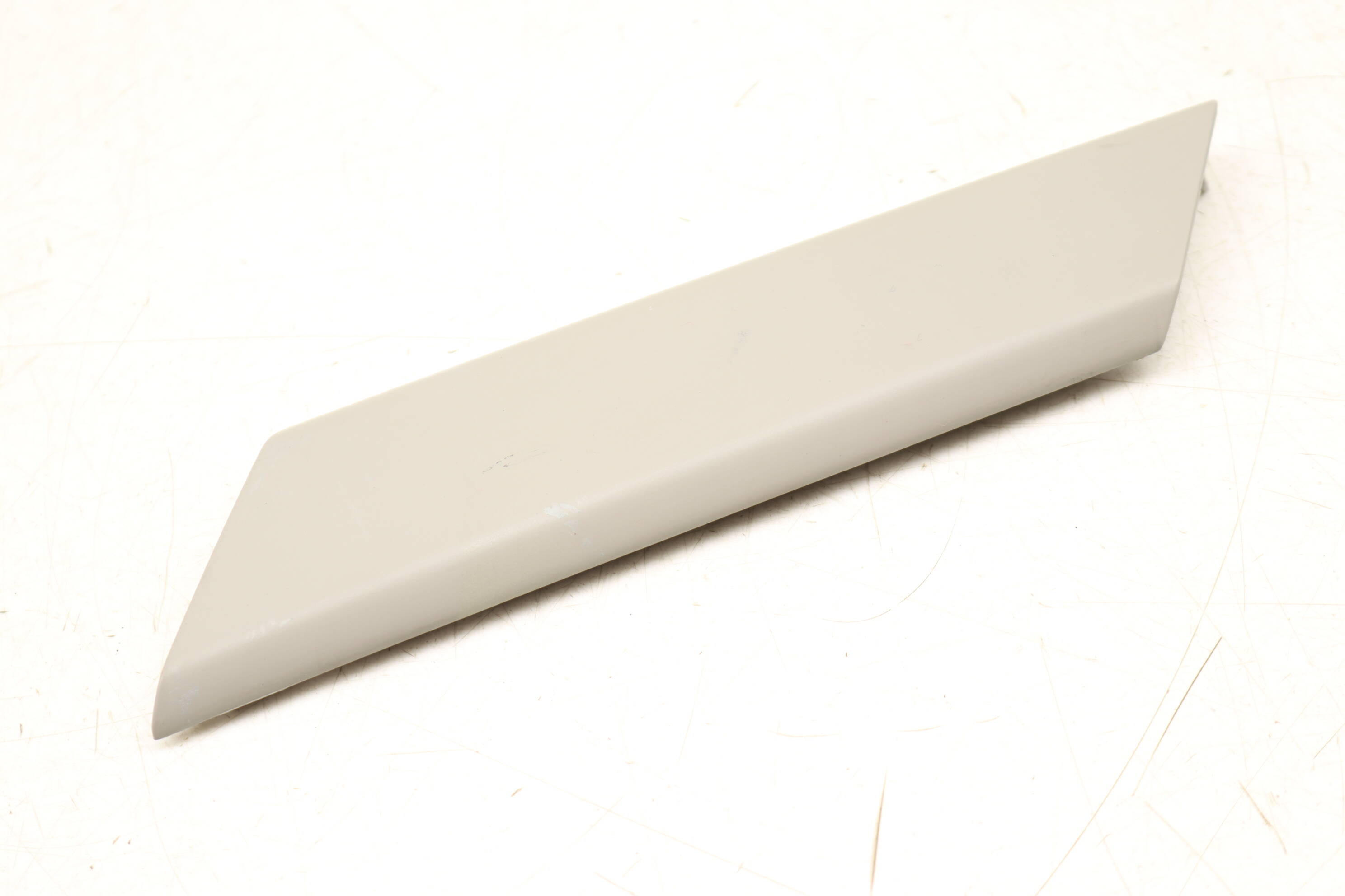 Interior Door Handle Trim 5GM868040