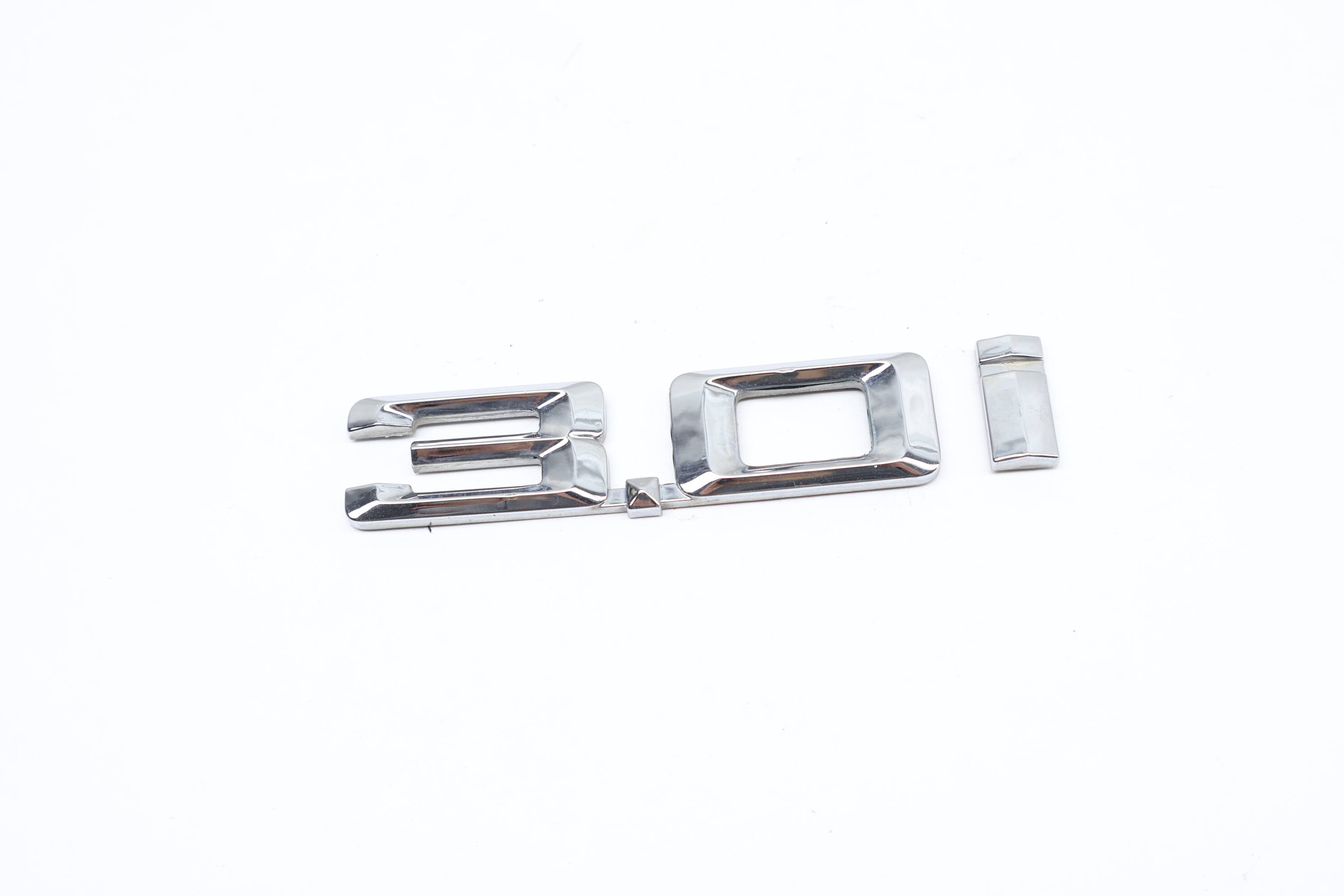 Fender Emblem / Badge (3.0I) 51147008538