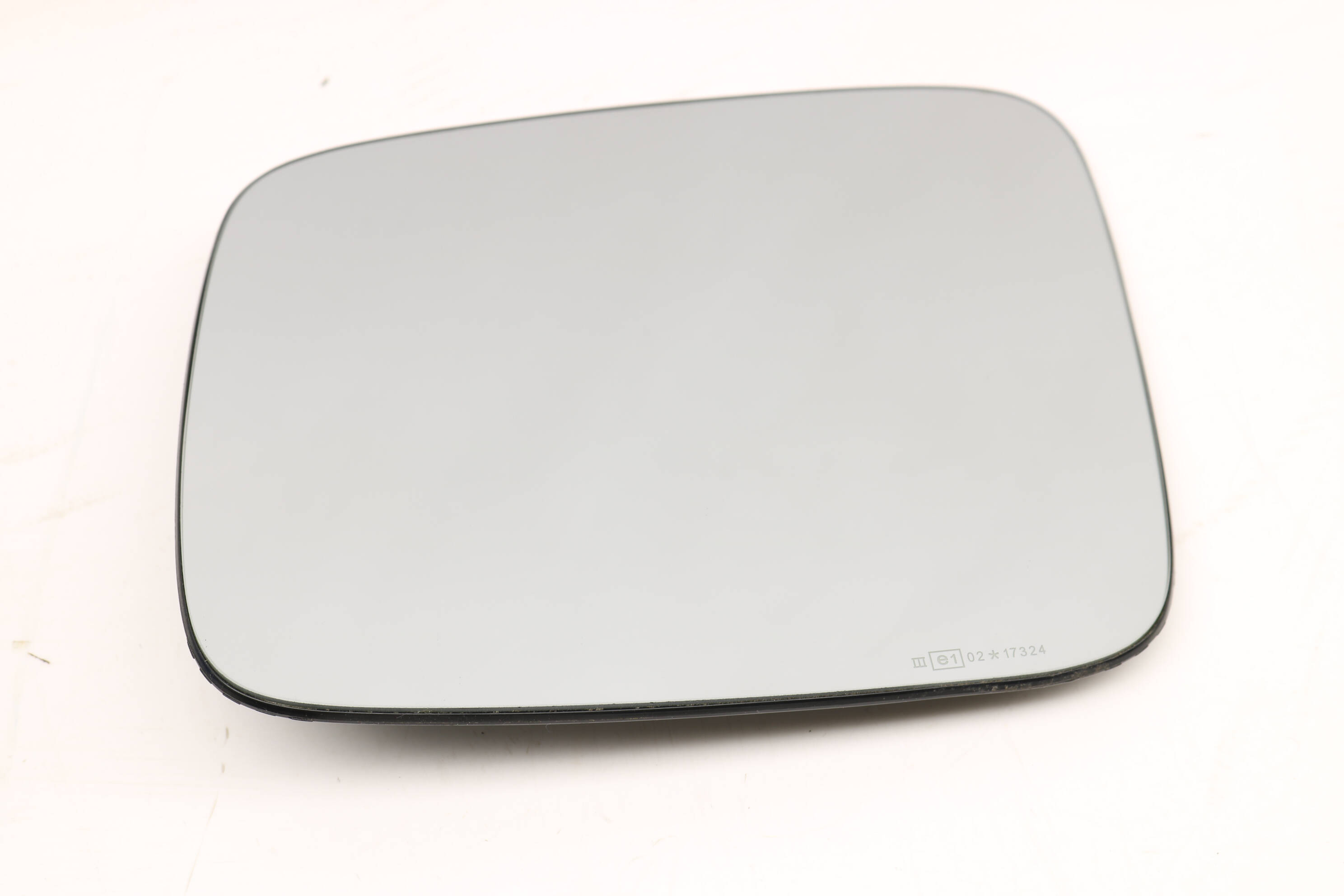 Side View Mirror Glass (Heated) 701857513A