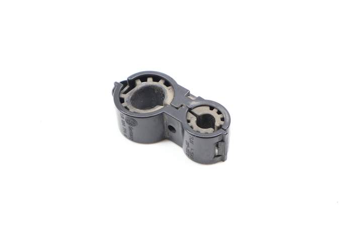 Ac Line / Pipe Clamp Bracket 1J0820774A main product photo