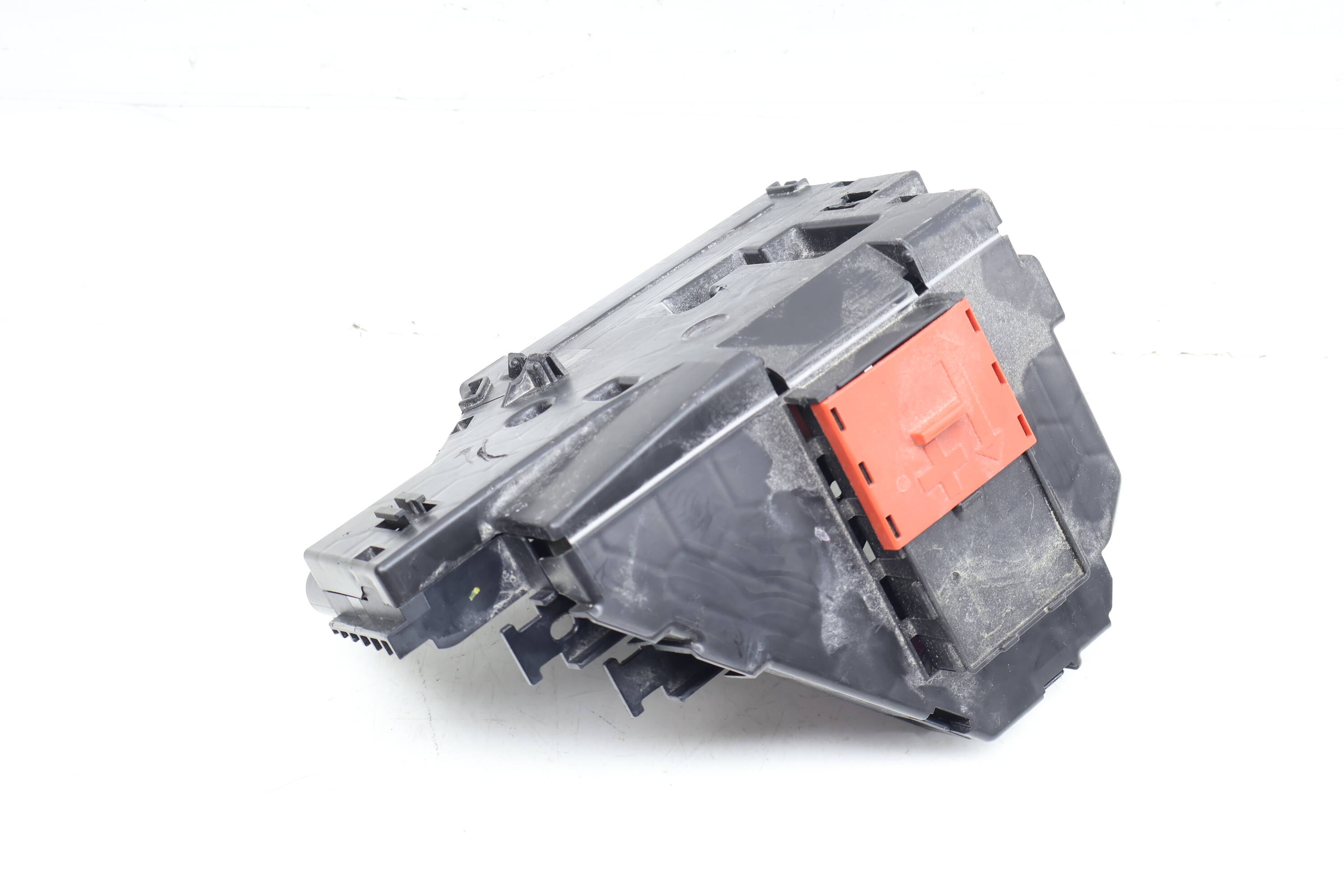 Relay / Fuse Box 2135404478