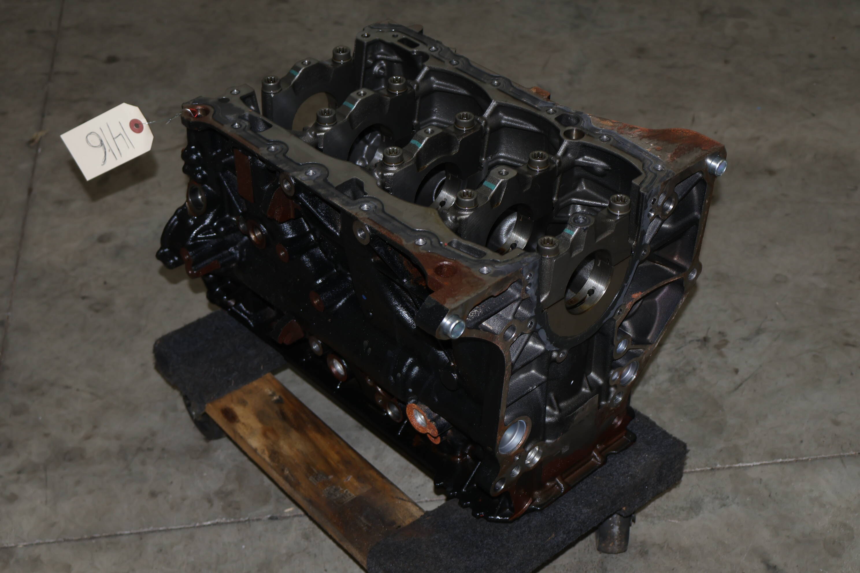 Engine Short Block / Crankcase 06N100033A