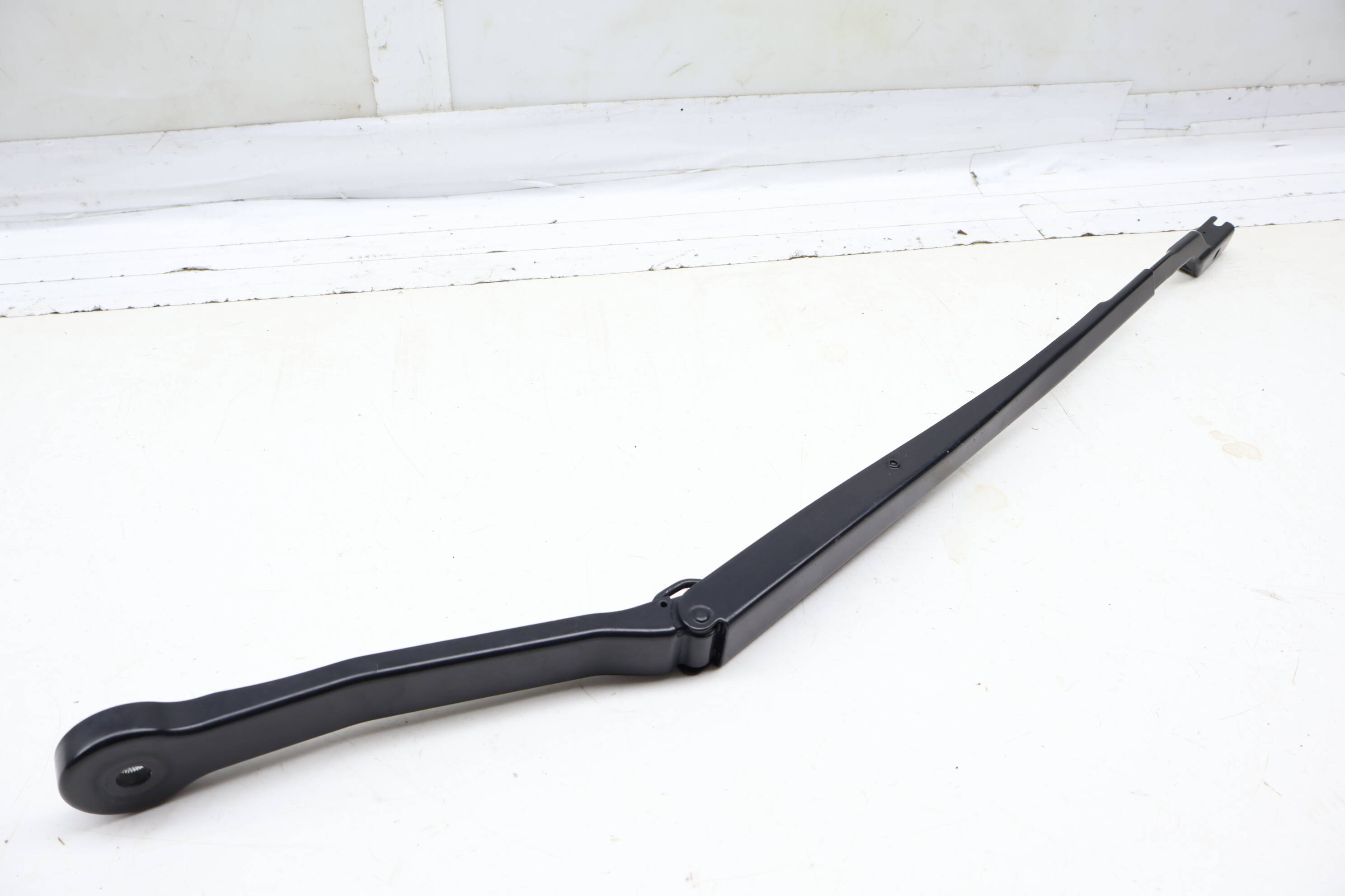 Windshield Wiper Arm 51137399010