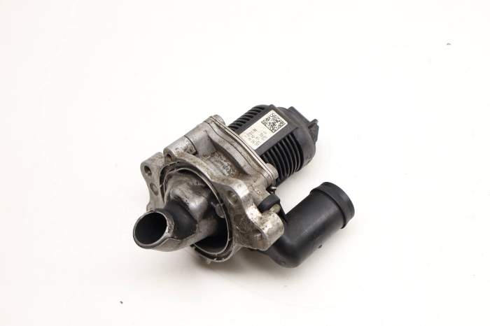 Egr / Combi Valve 04E131097Q main product photo