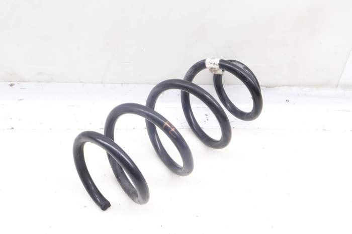 Coil Spring 8W0411105FR main product photo