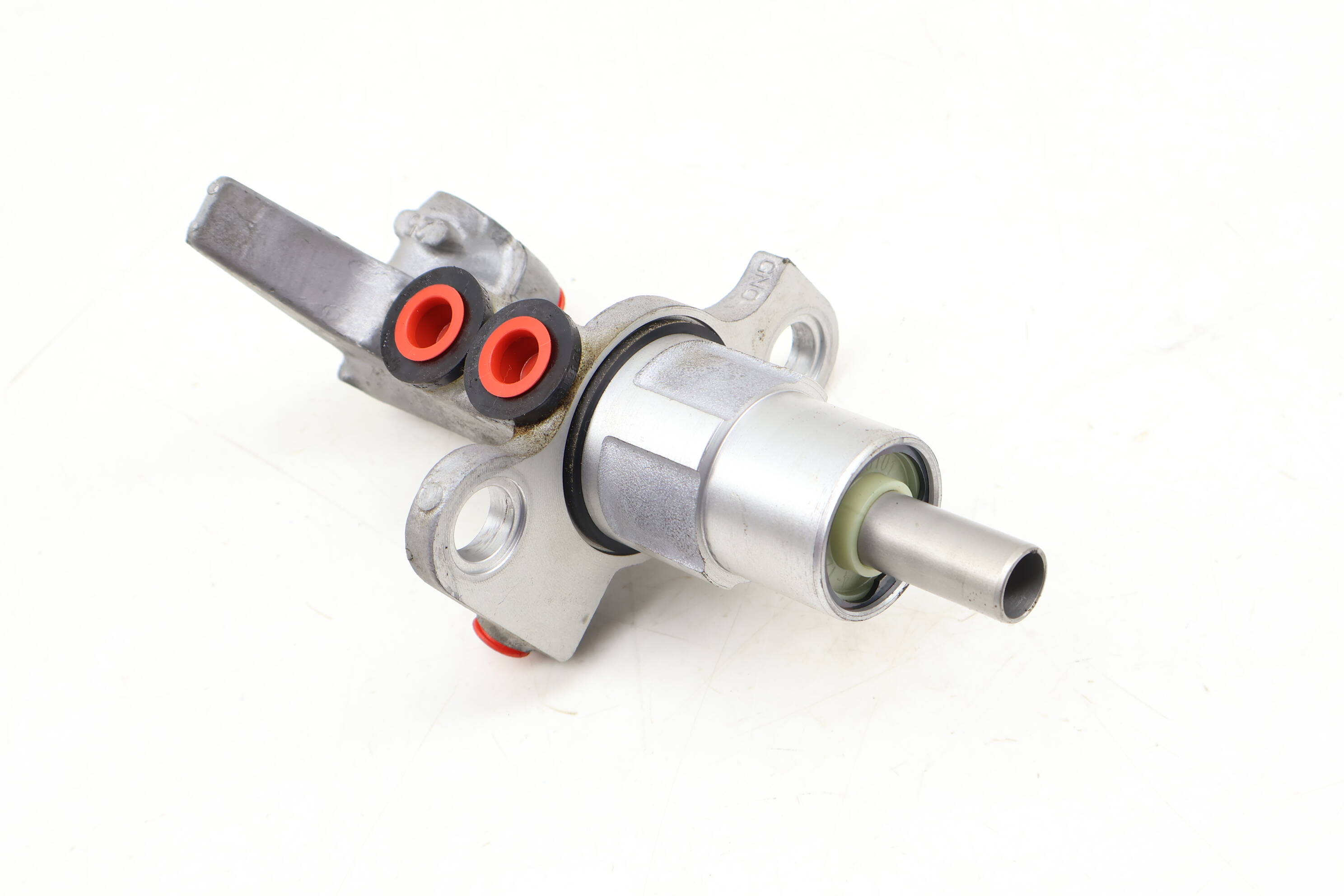 Brake Master Cylinder 4G1611021