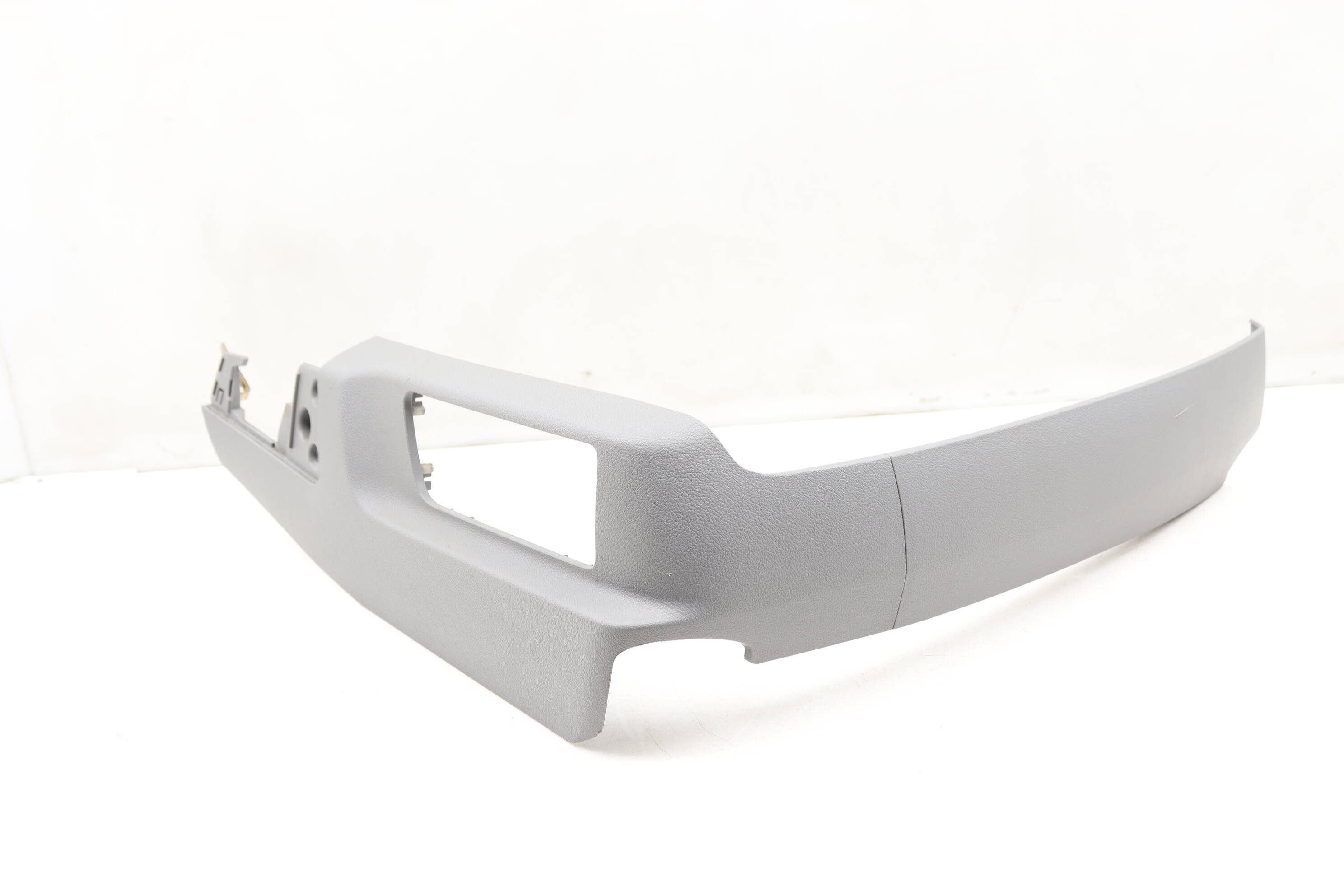 Outer Lower Seat Trim 7L0881318A