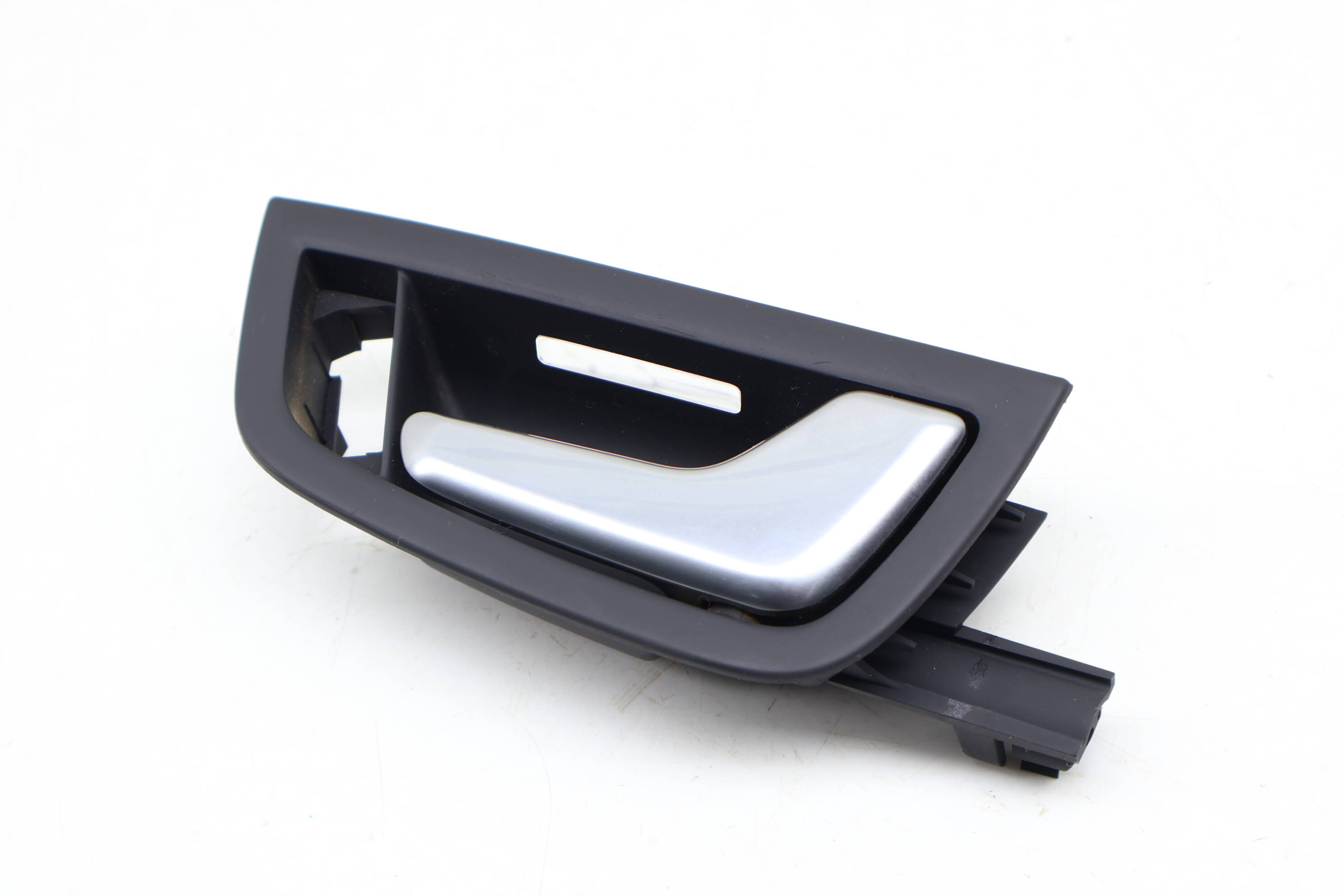 Interior Door Release / Handle 4E0839020